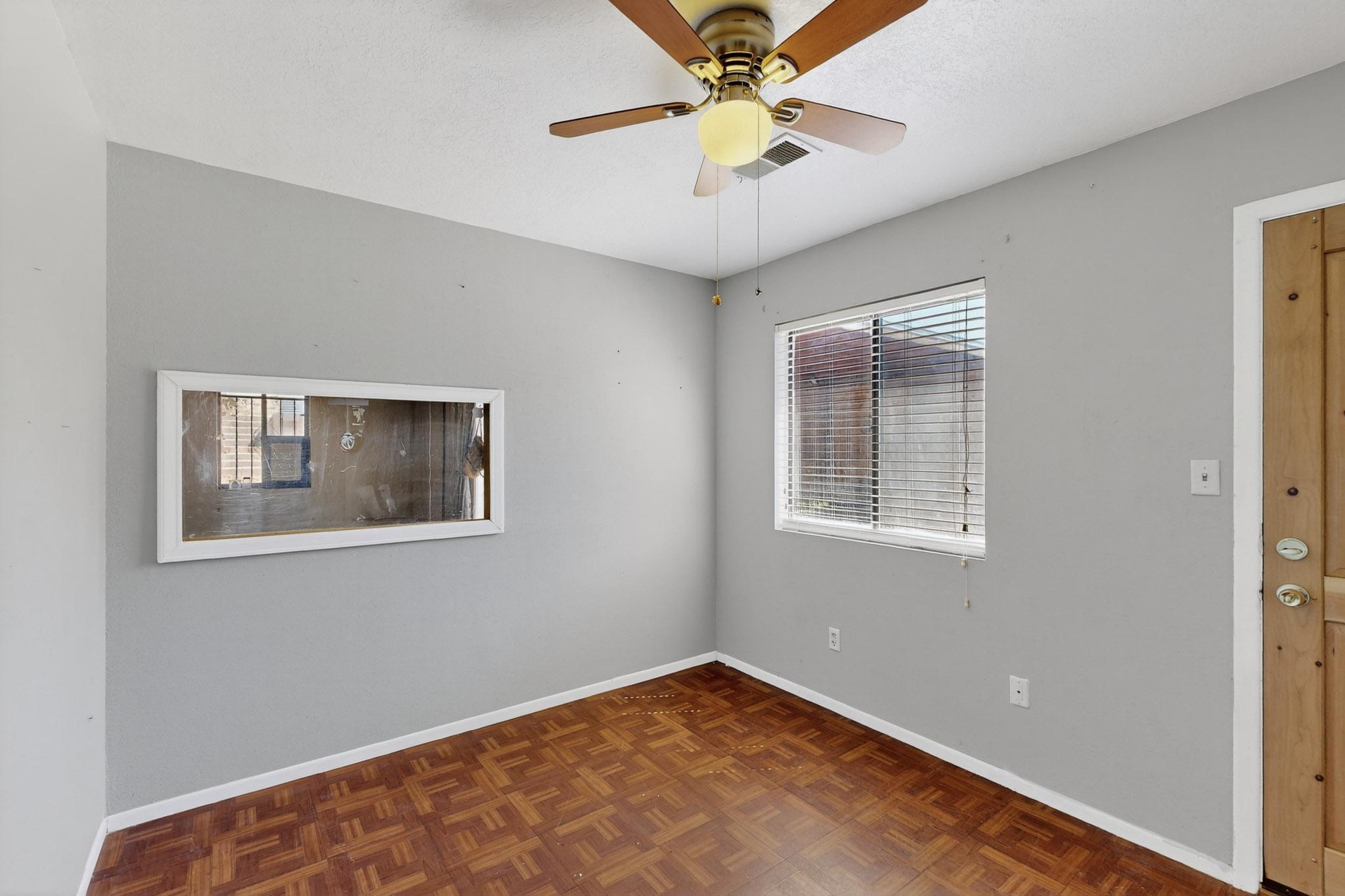 703 SANTA FE Avenue SE