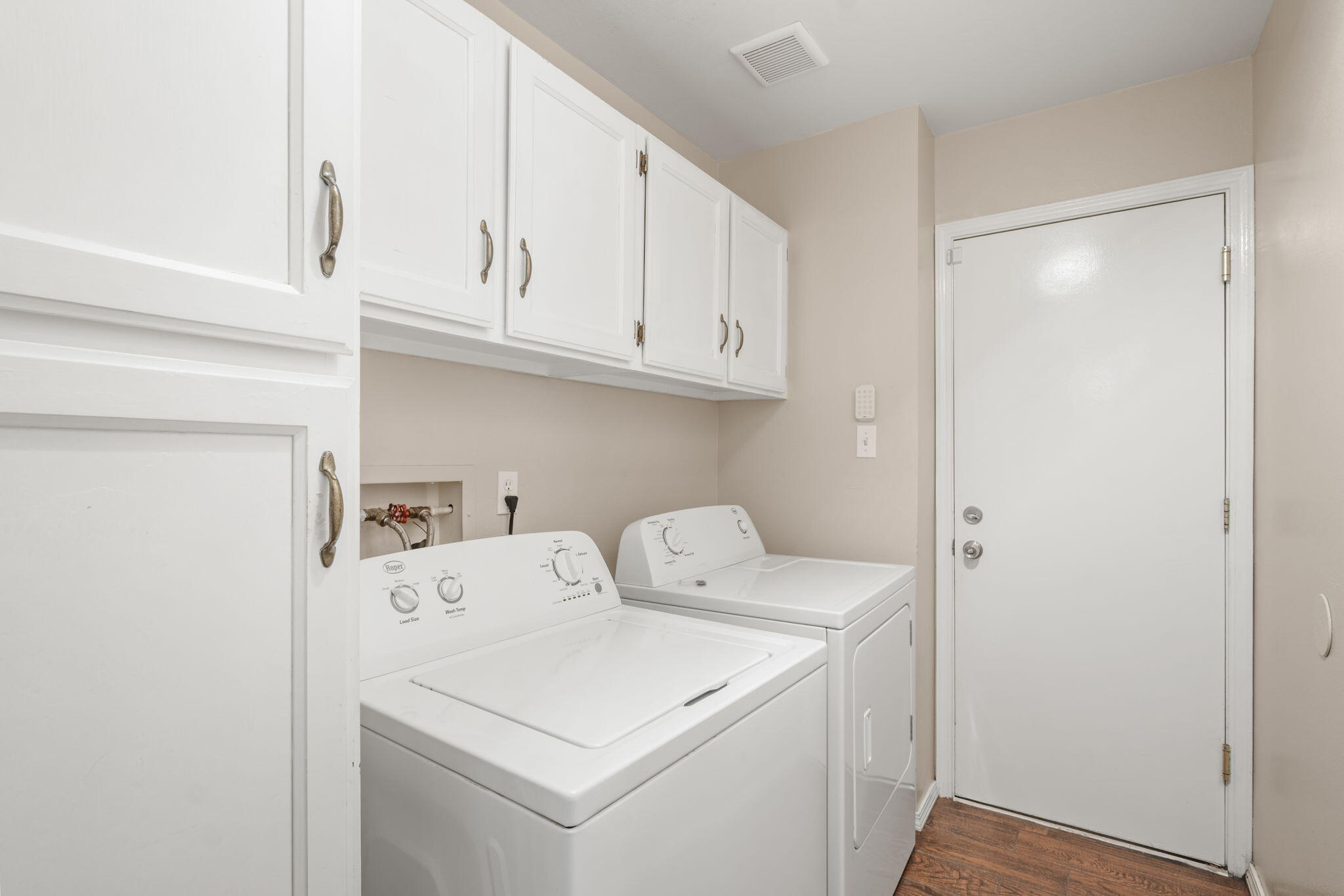 6600 CHRISTY Avenue NE