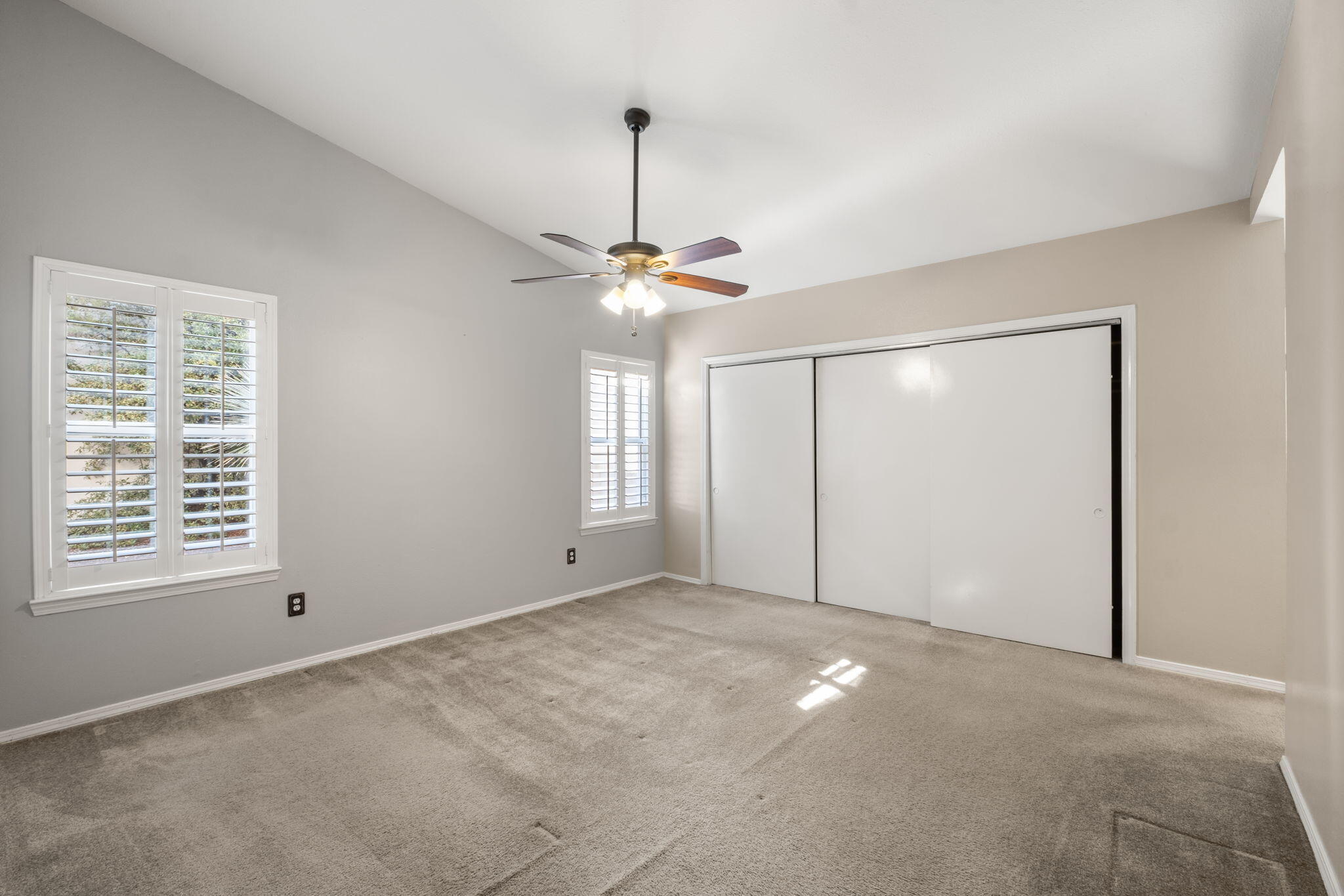 6600 CHRISTY Avenue NE