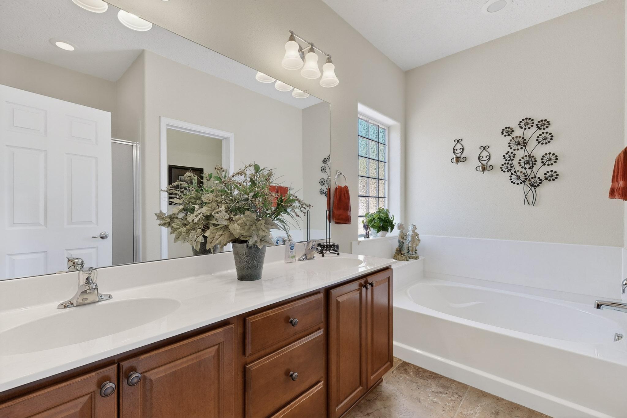 403 PRADO HERMOSA Court NE