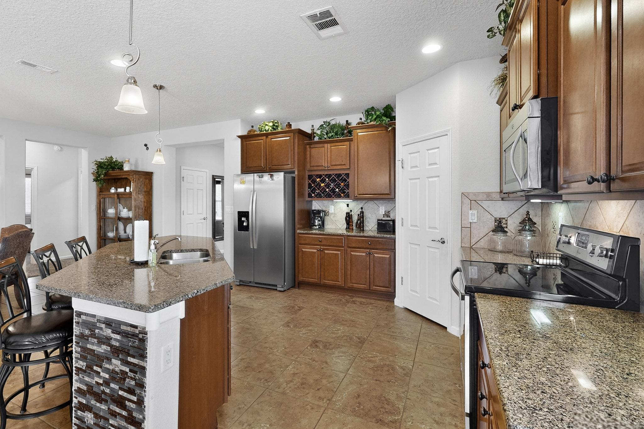 403 PRADO HERMOSA Court NE