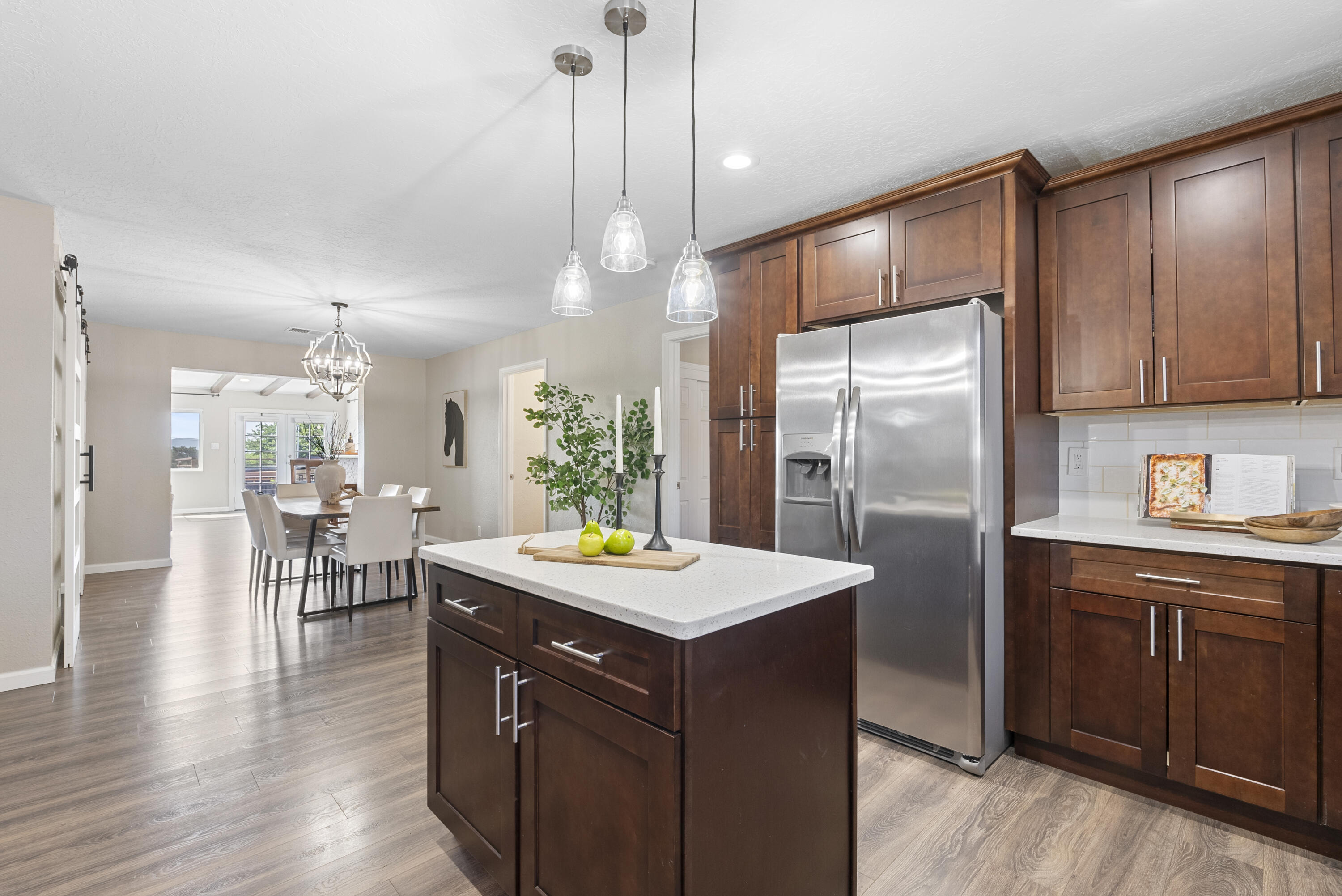 10608 CALLE DE ELENA