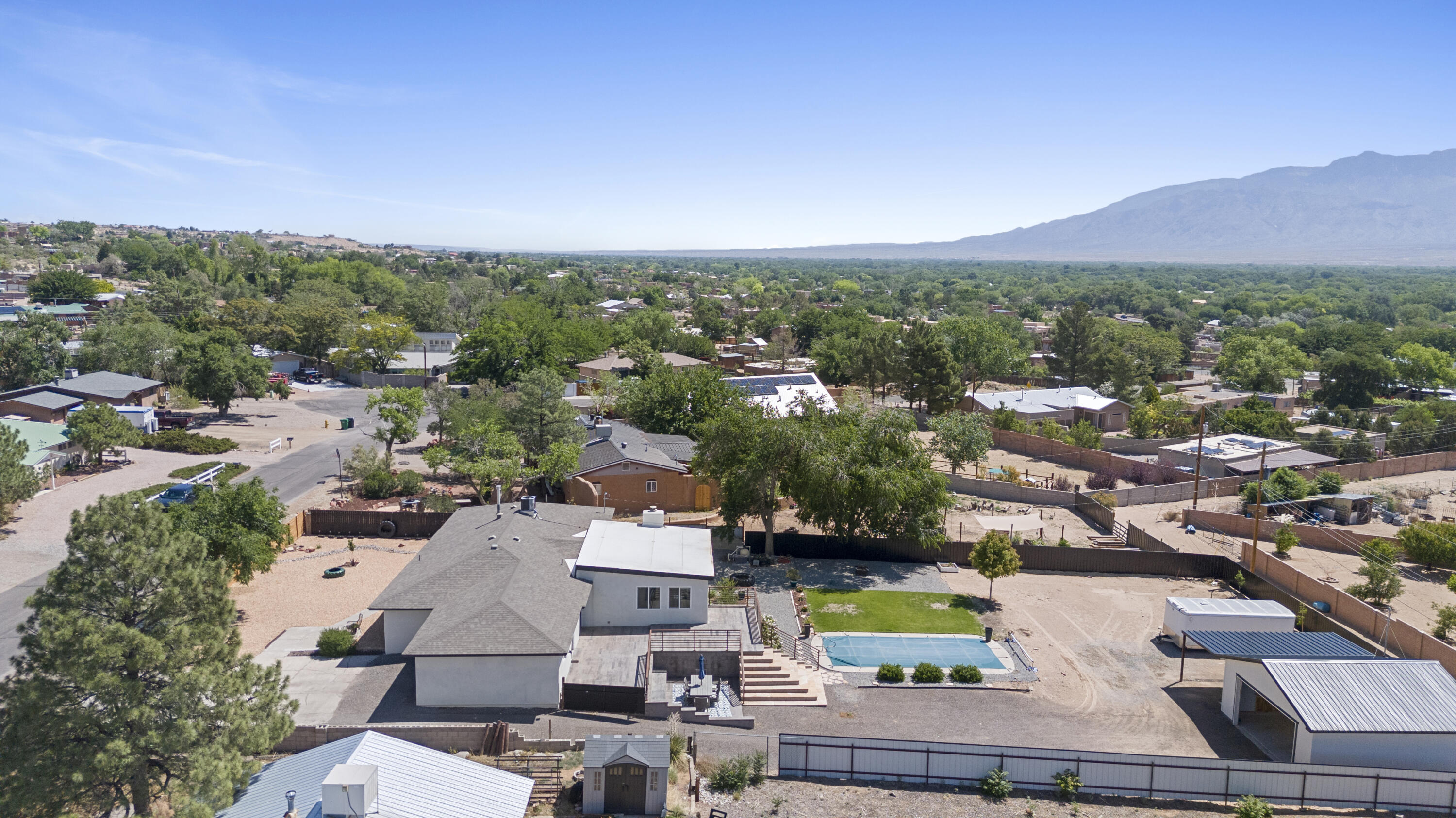 10608 CALLE DE ELENA