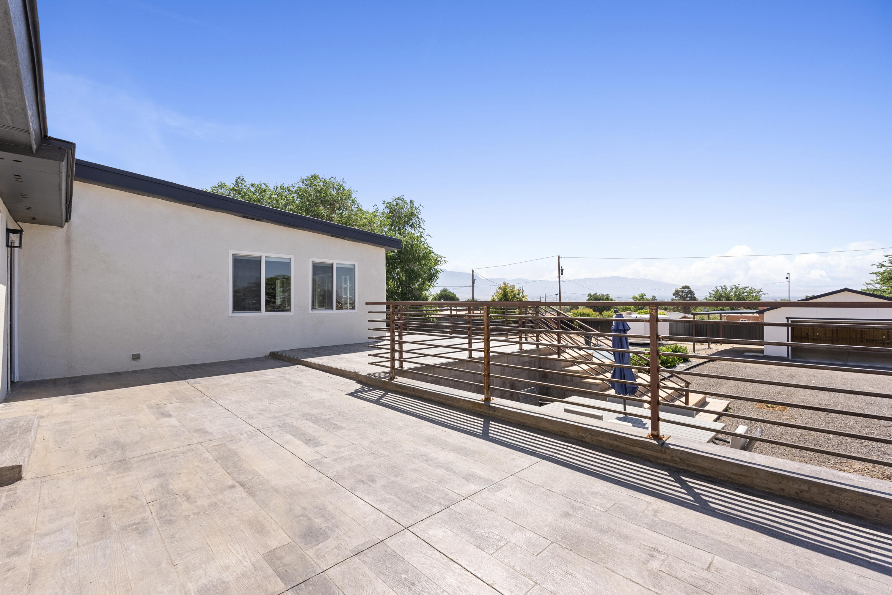 10608 CALLE DE ELENA