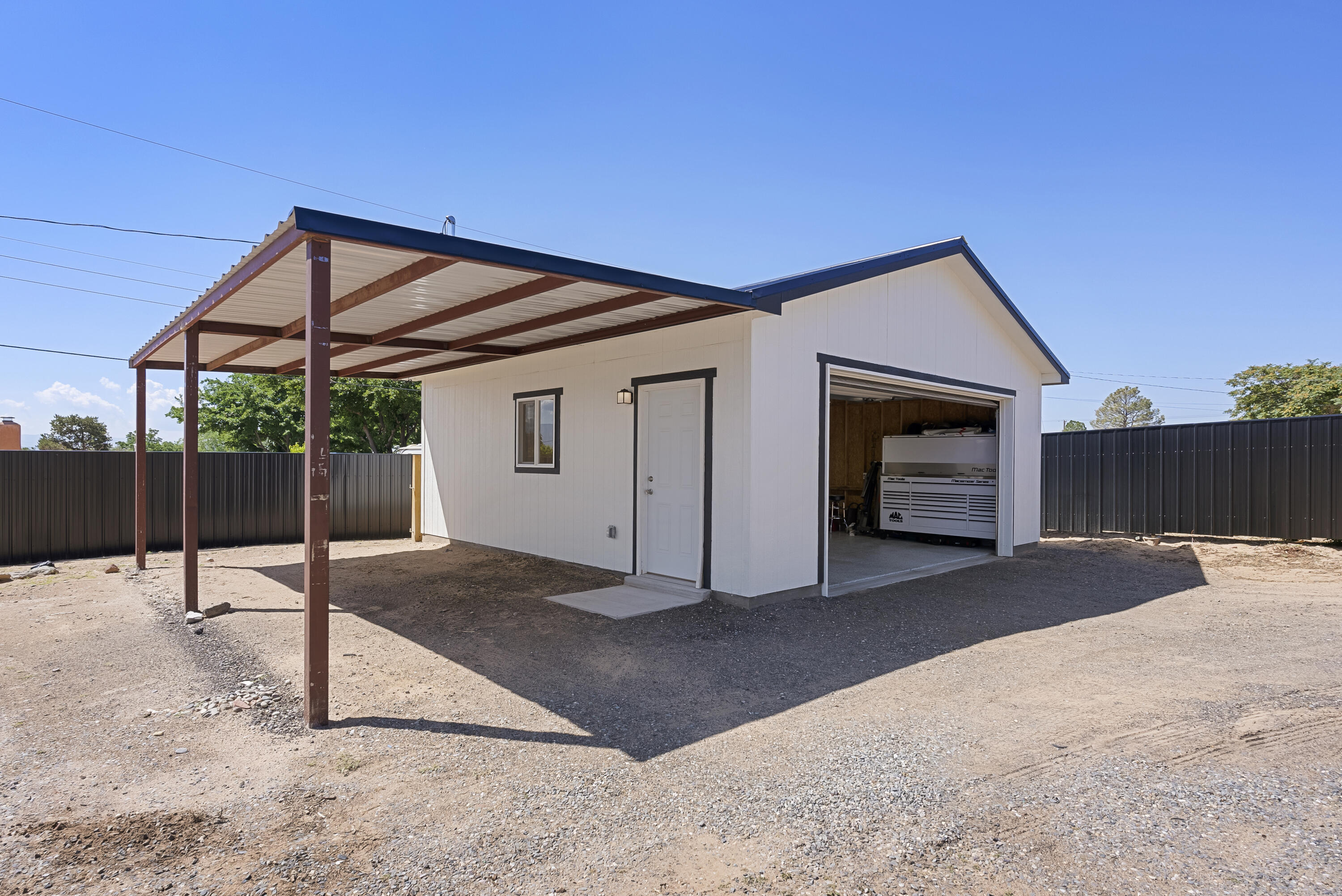 10608 CALLE DE ELENA