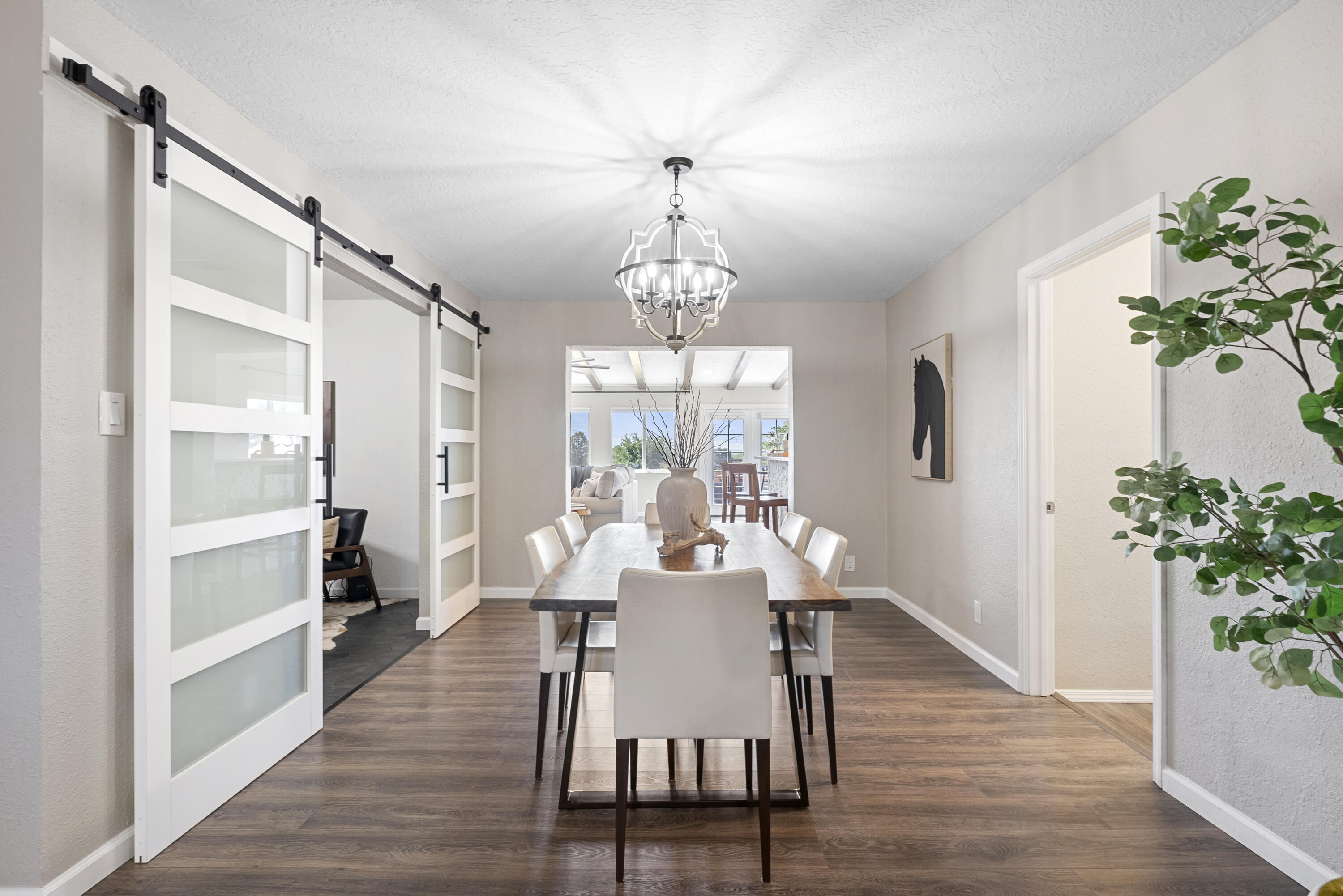 10608 CALLE DE ELENA