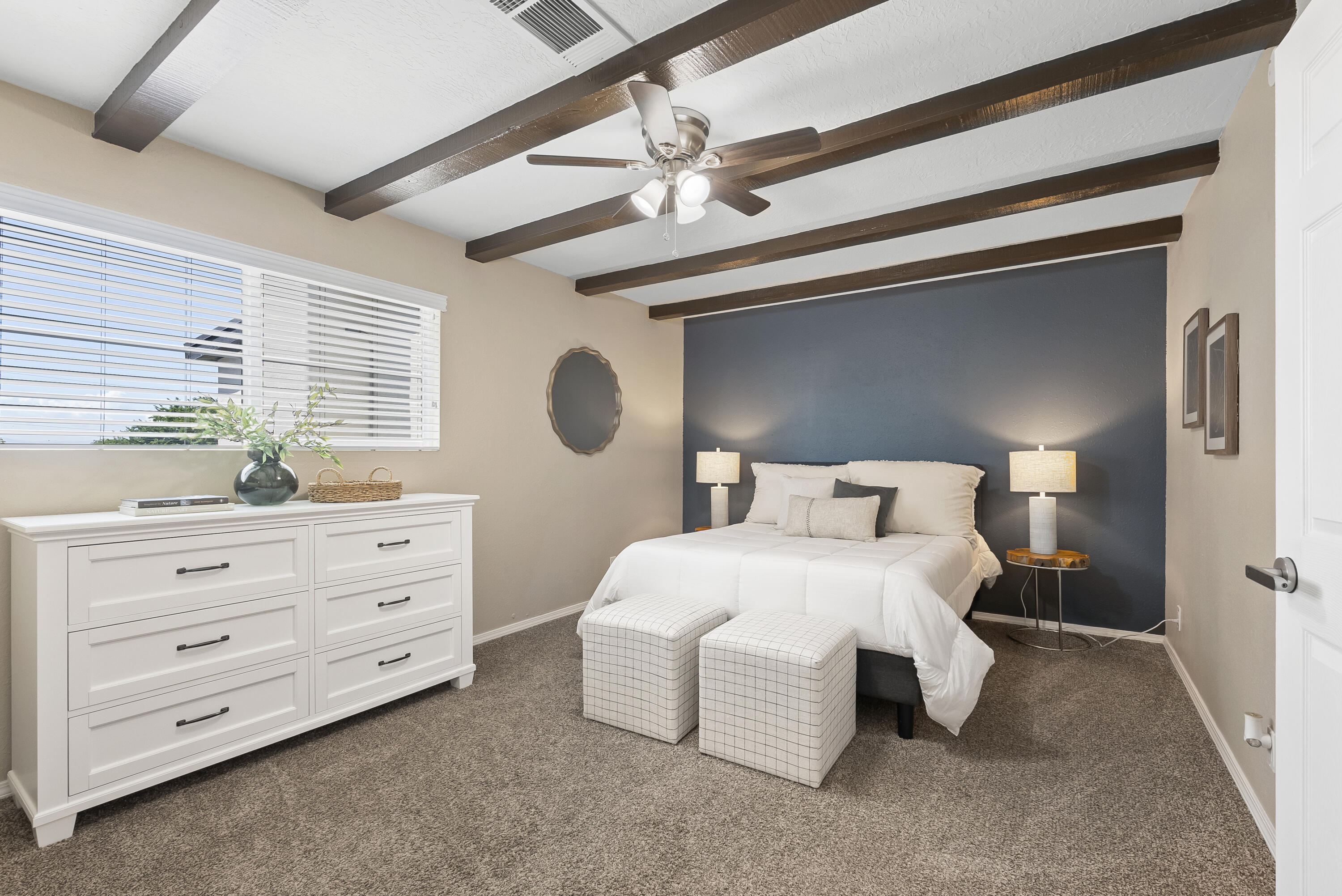 10608 CALLE DE ELENA