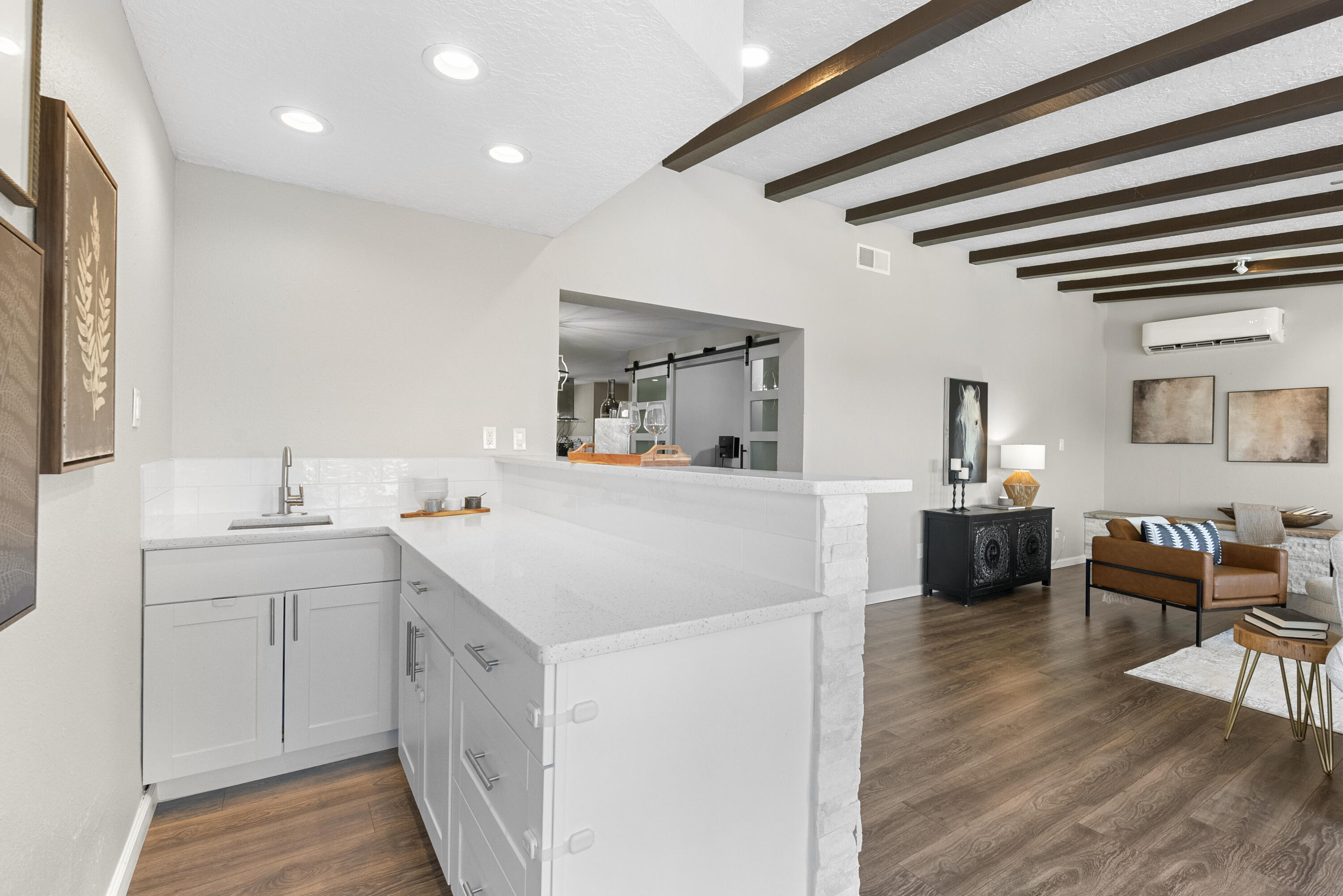 10608 CALLE DE ELENA