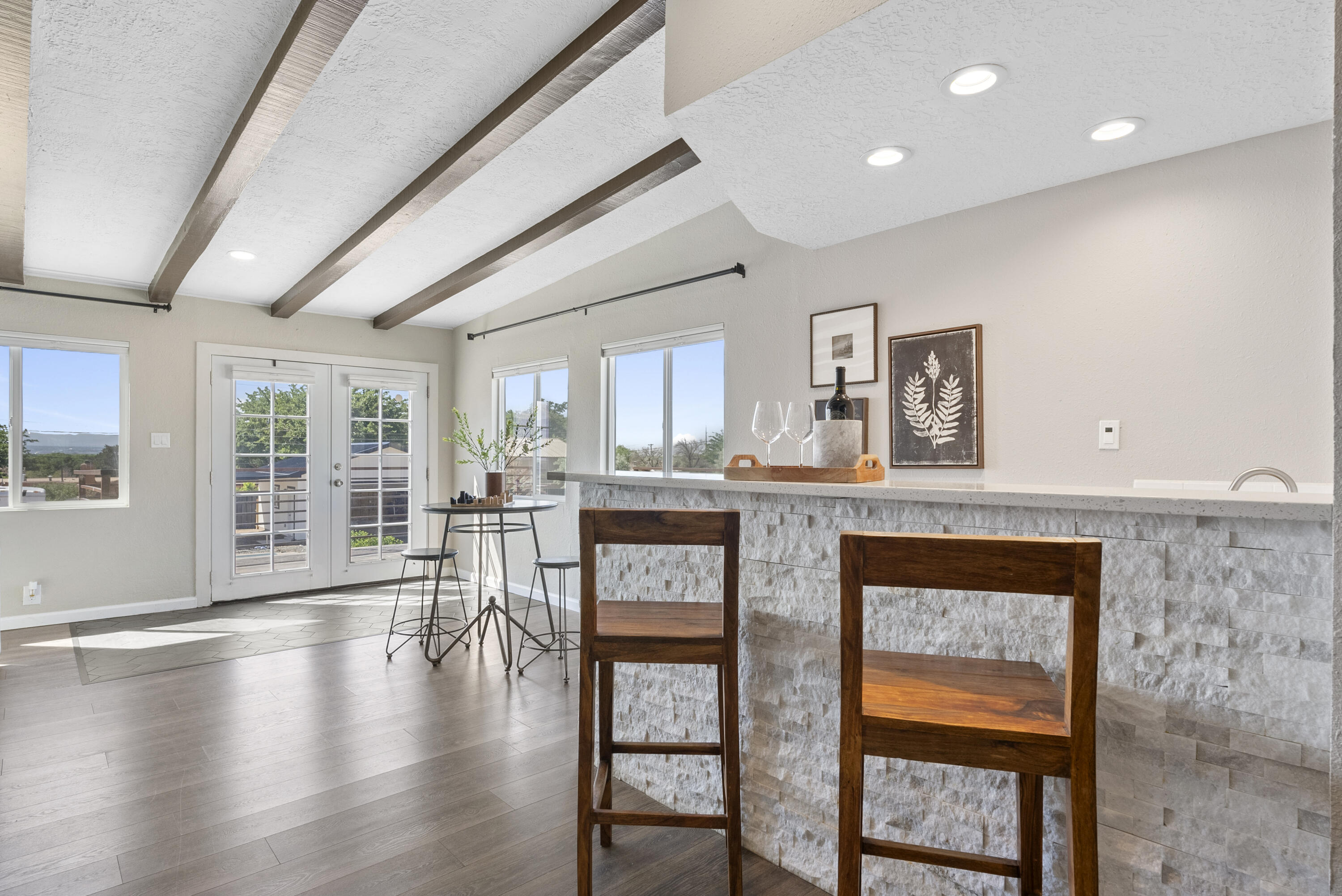 10608 CALLE DE ELENA