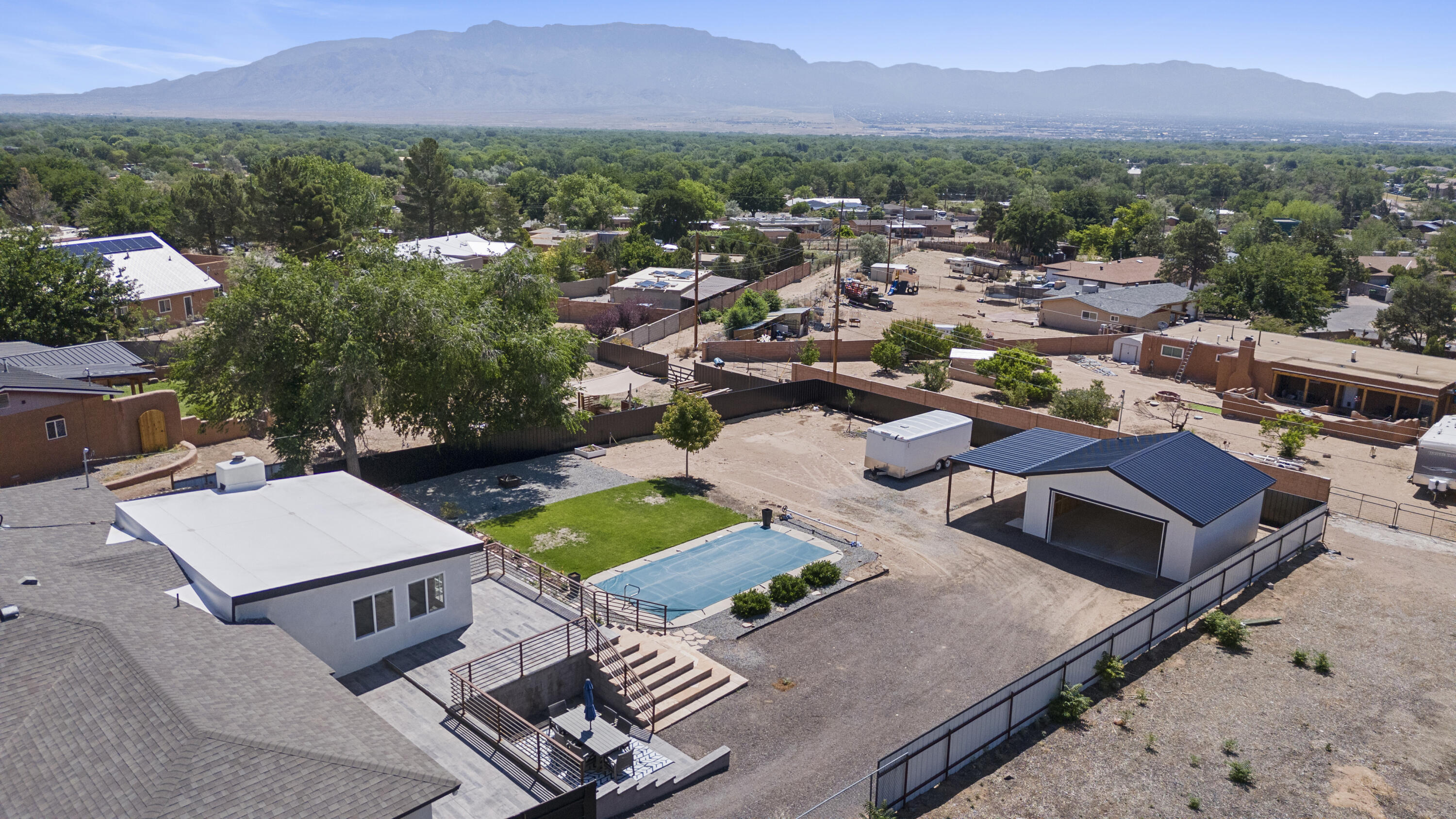 10608 CALLE DE ELENA