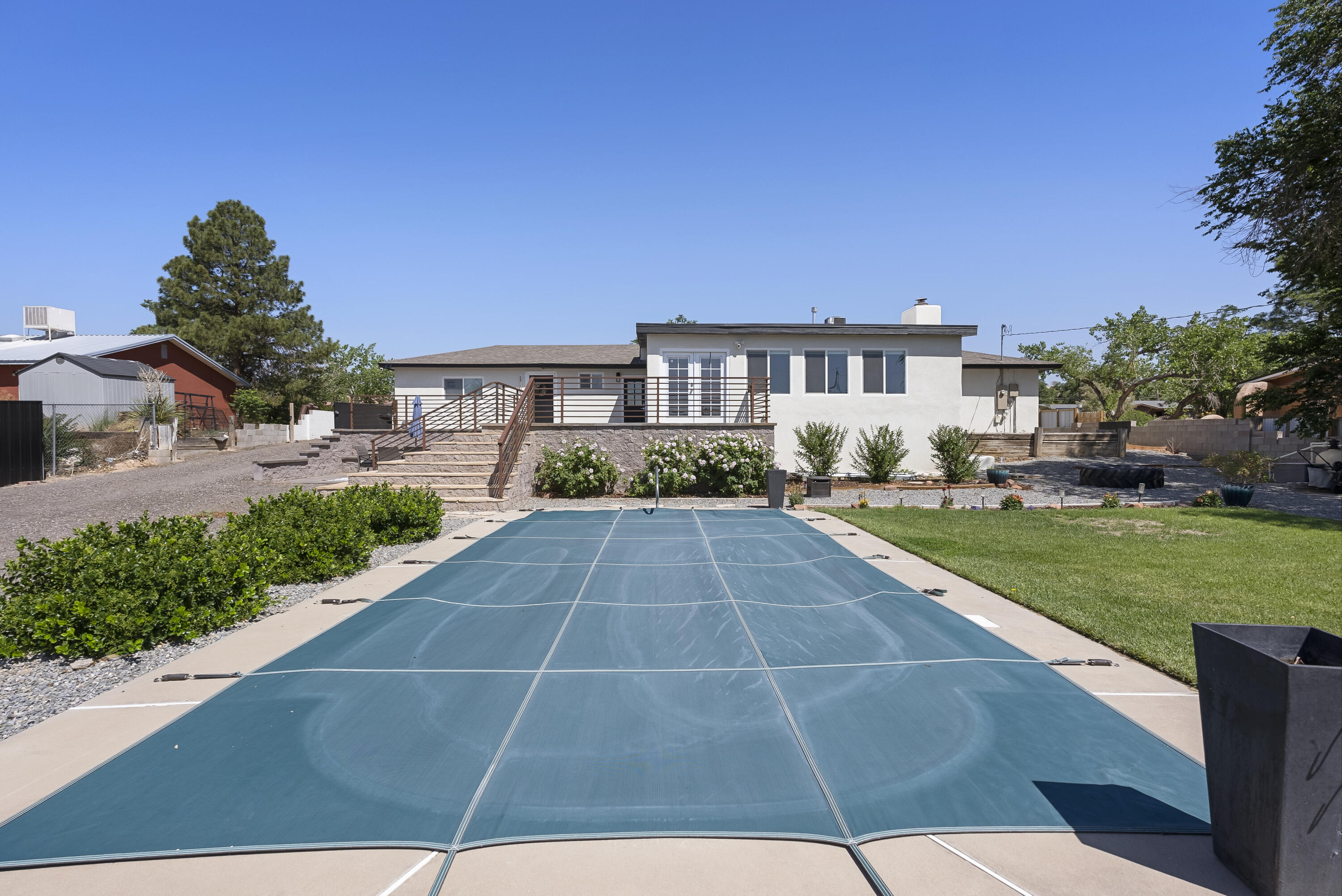 10608 CALLE DE ELENA