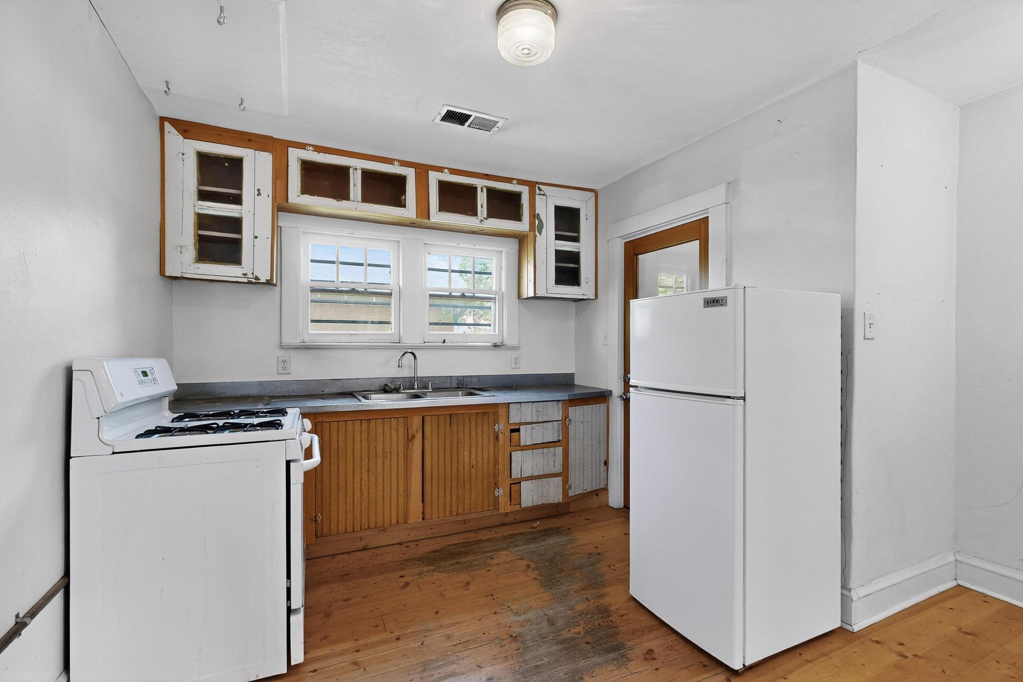 520 LUNA Boulevard NW