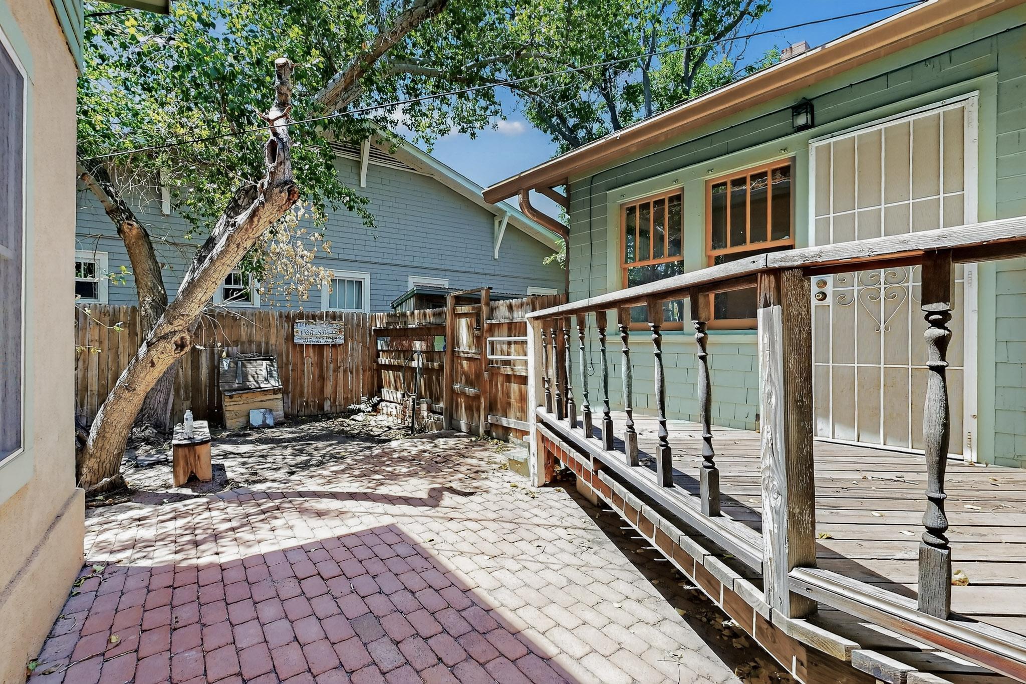 520 LUNA Boulevard NW