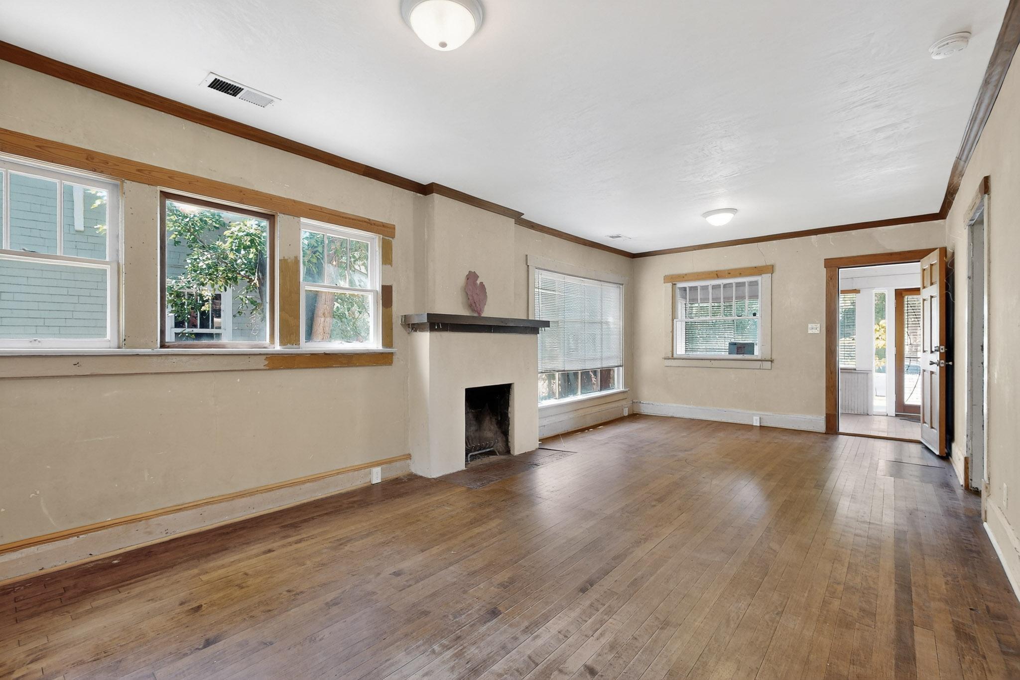 520 LUNA Boulevard NW