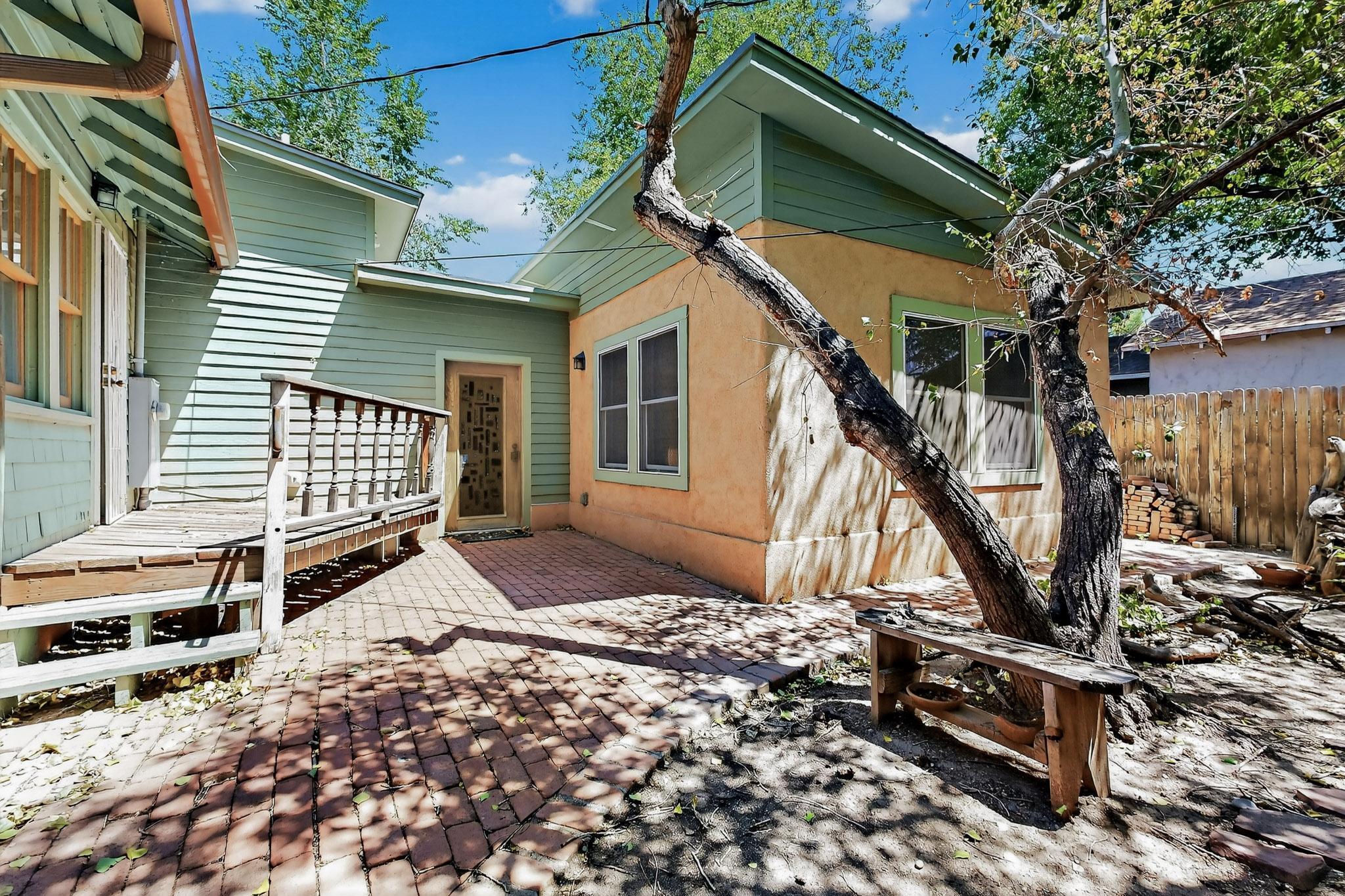 520 LUNA Boulevard NW