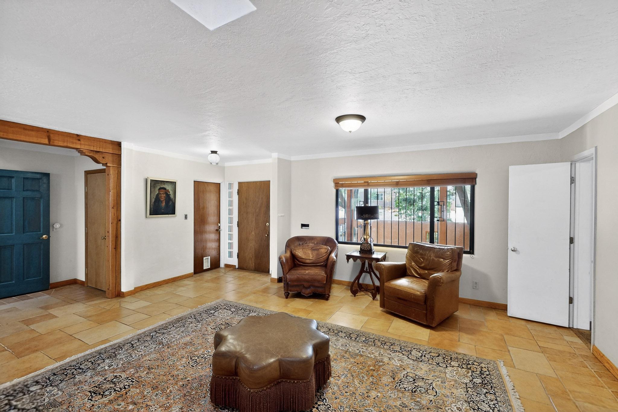 1405 SIGMA CHI Road NE