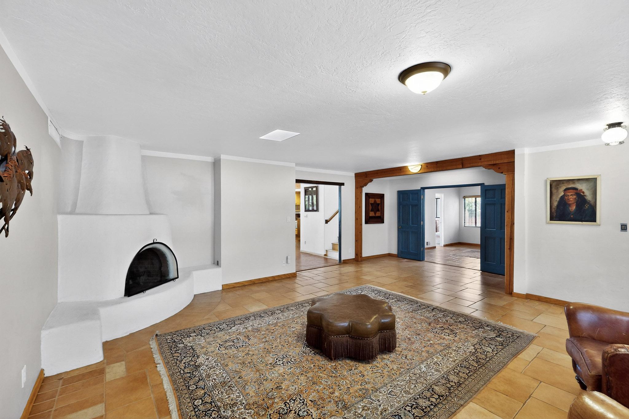 1405 SIGMA CHI Road NE