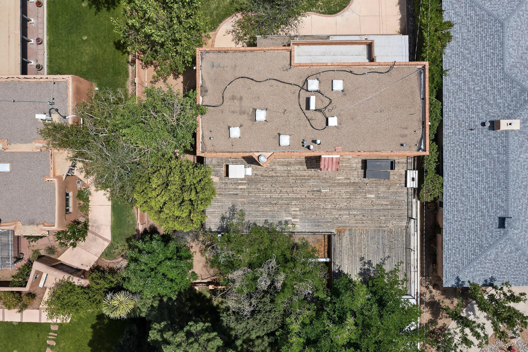 1405 SIGMA CHI Road NE