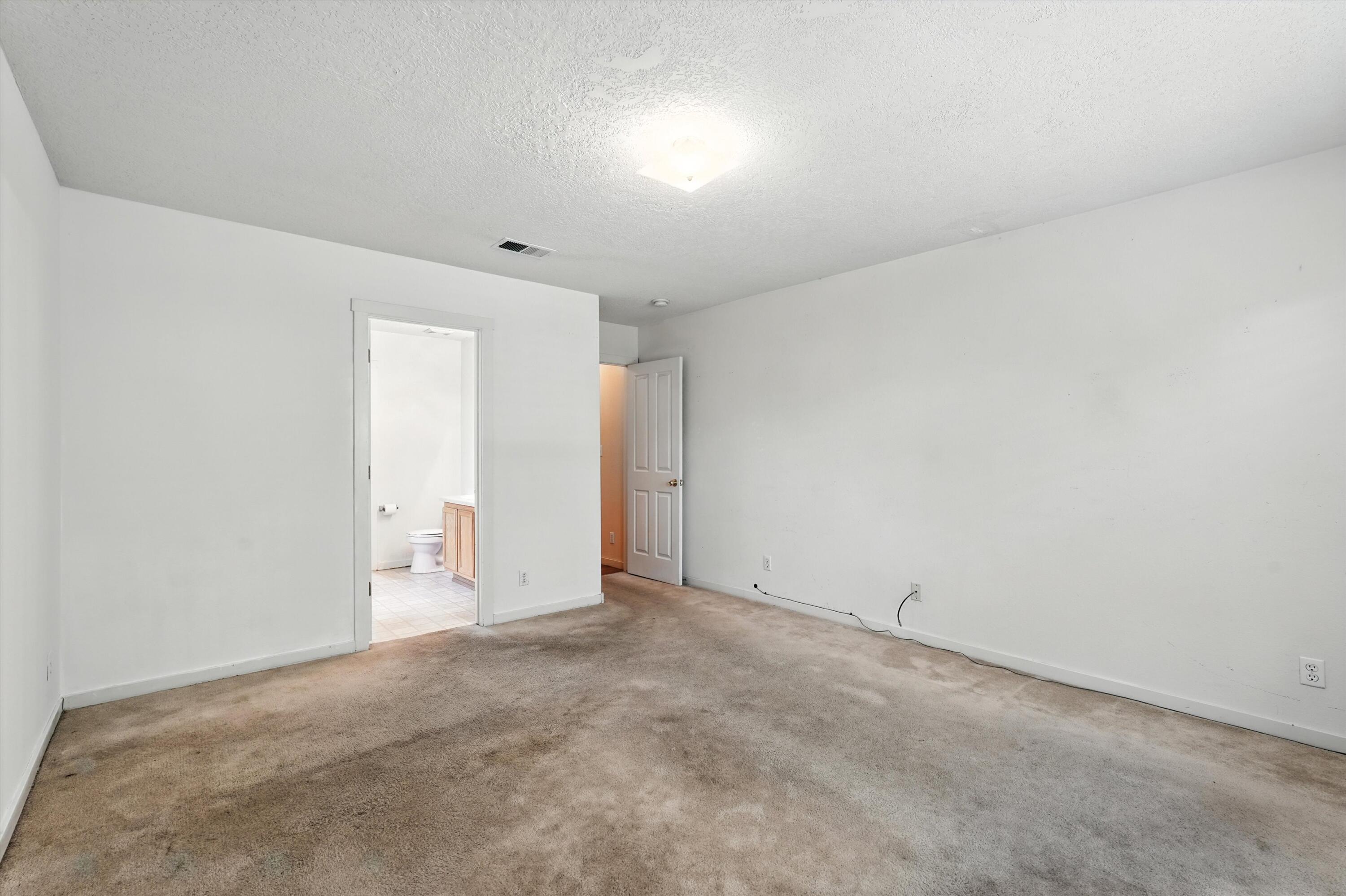 6963 Golden Mesa