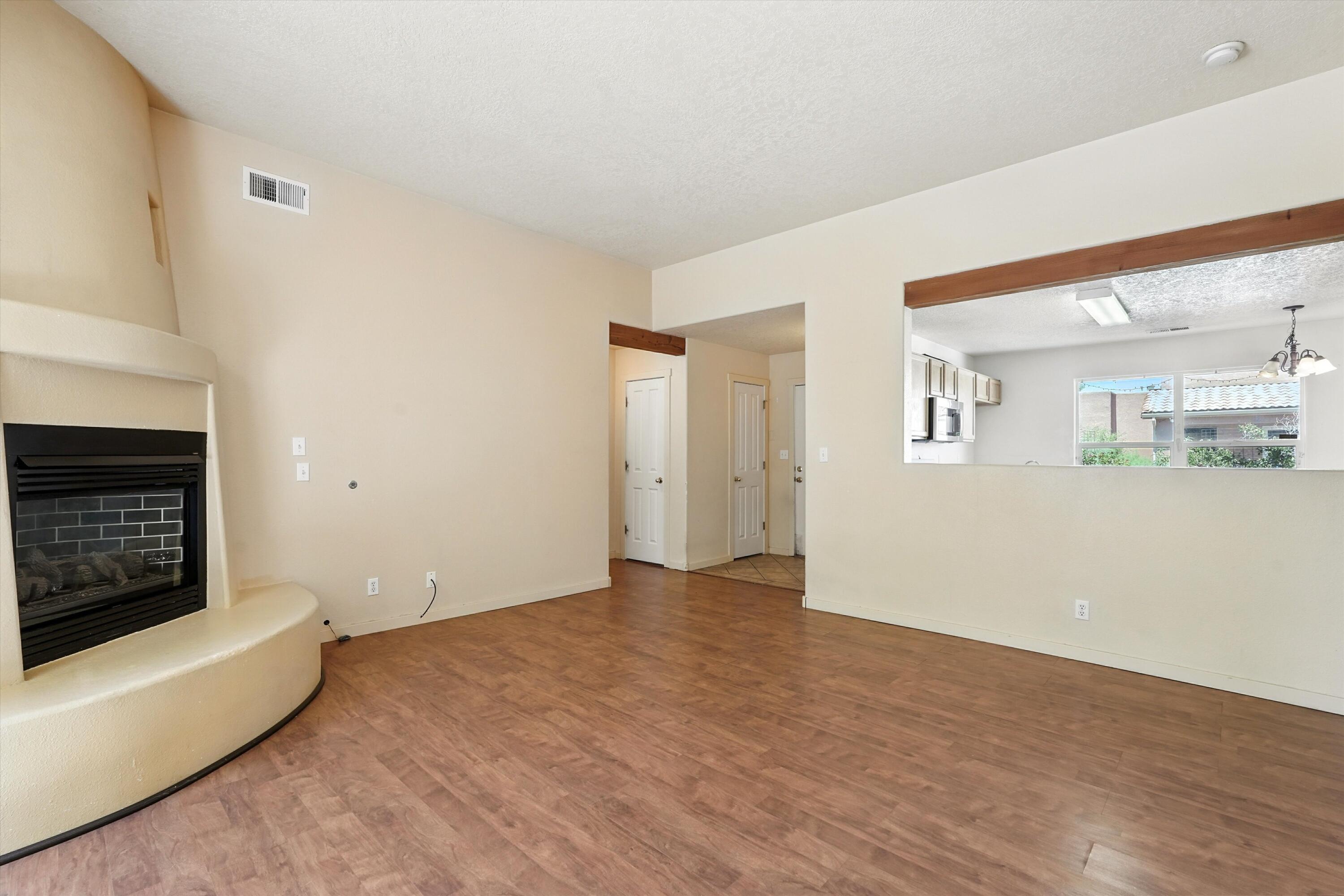 6963 Golden Mesa