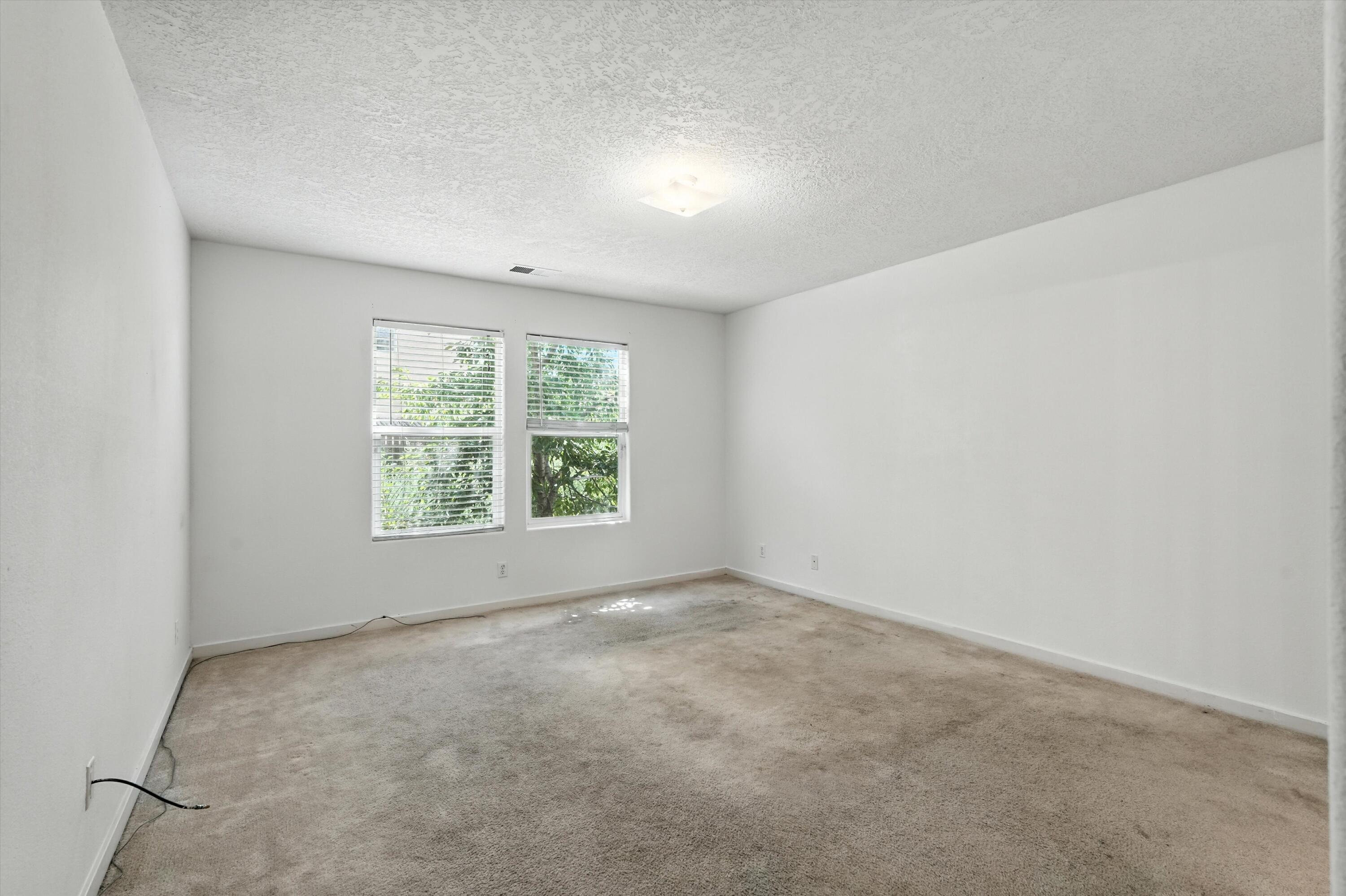 6963 Golden Mesa