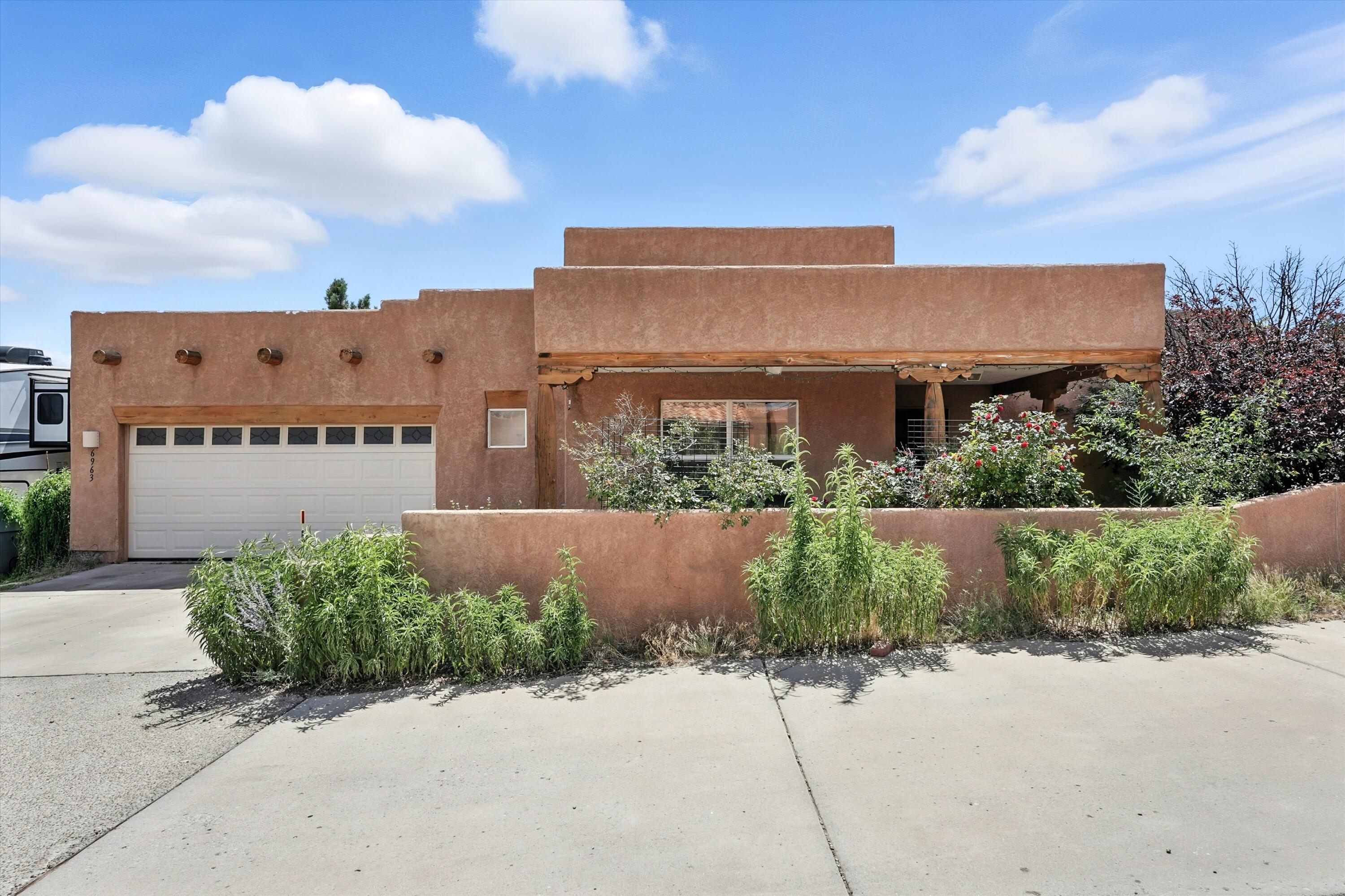 6963 Golden Mesa