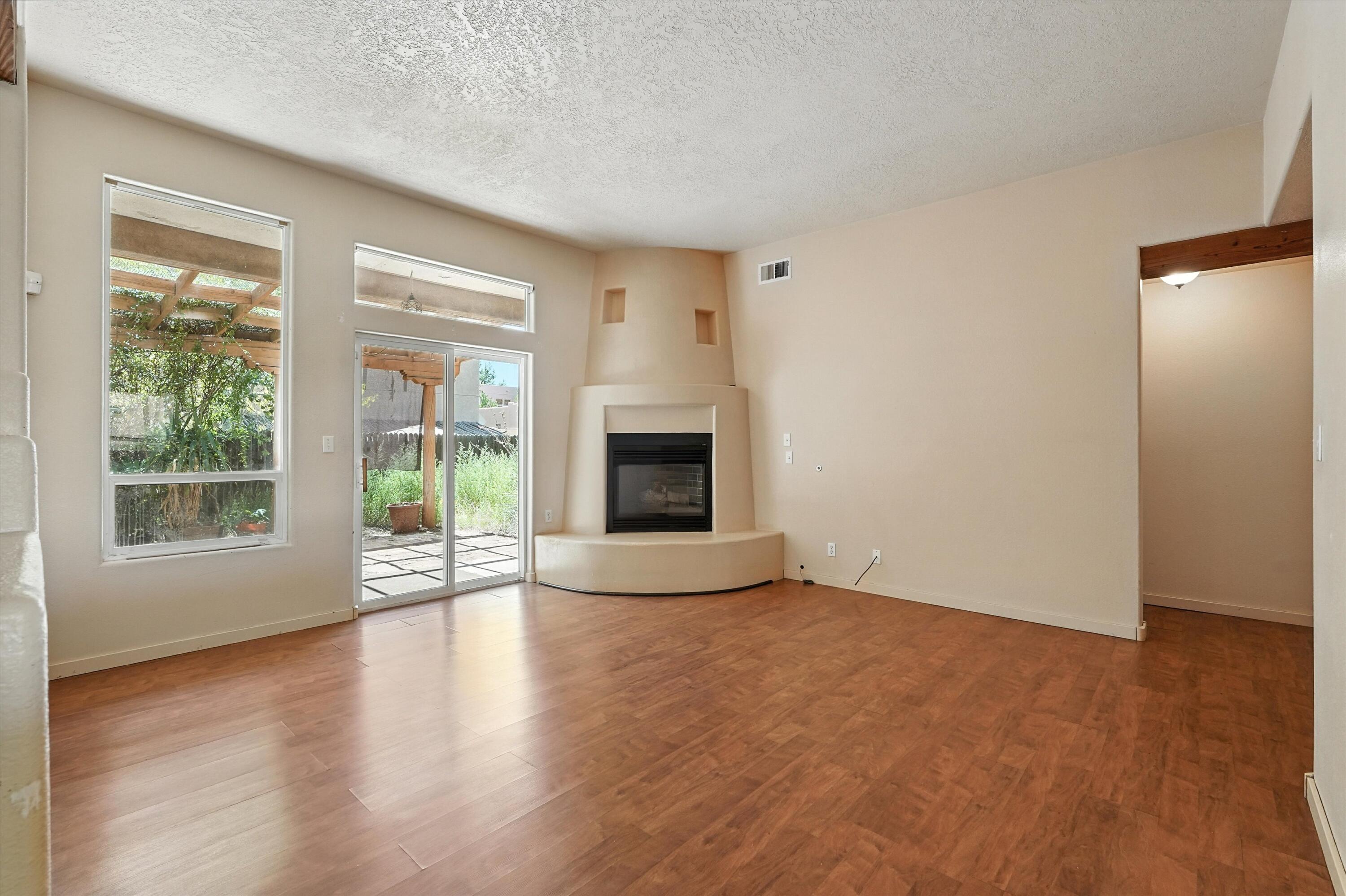 6963 Golden Mesa