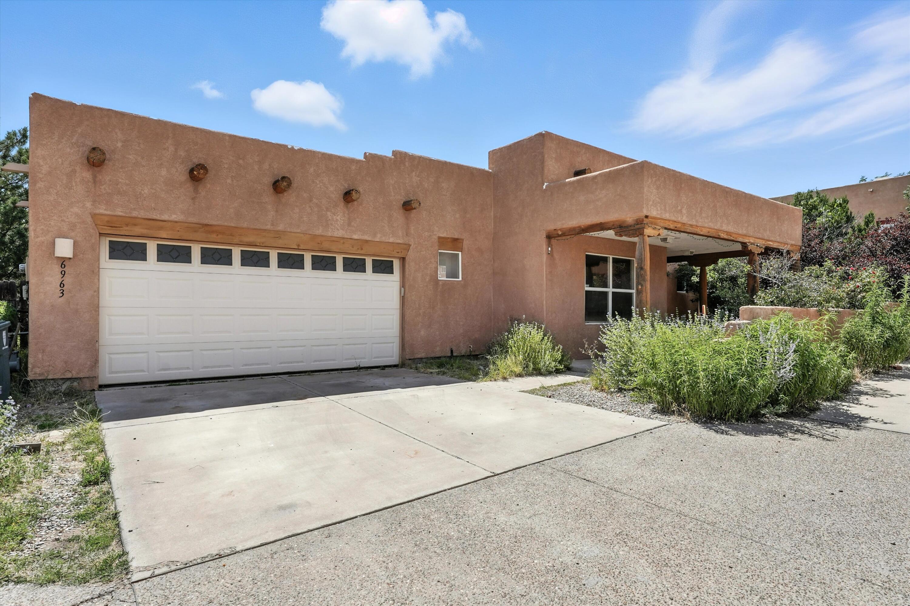 6963 Golden Mesa