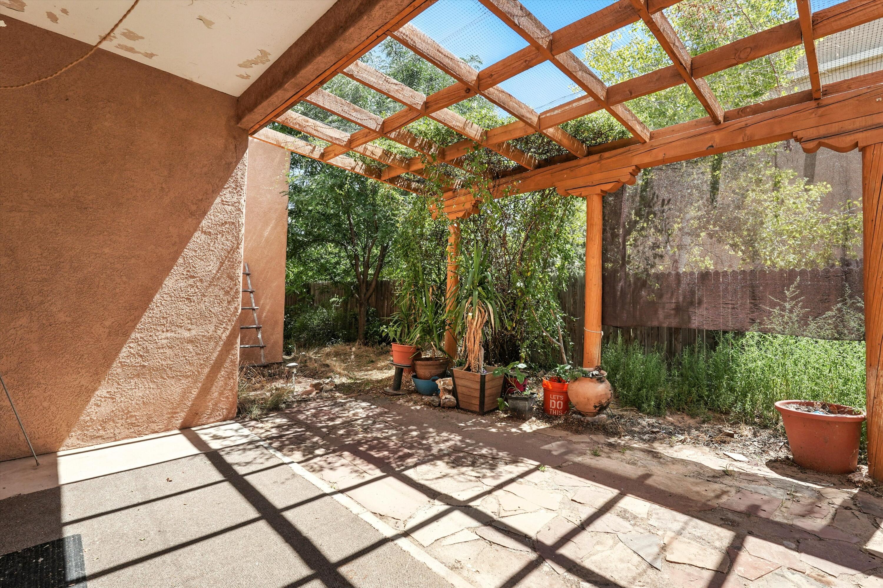 6963 Golden Mesa