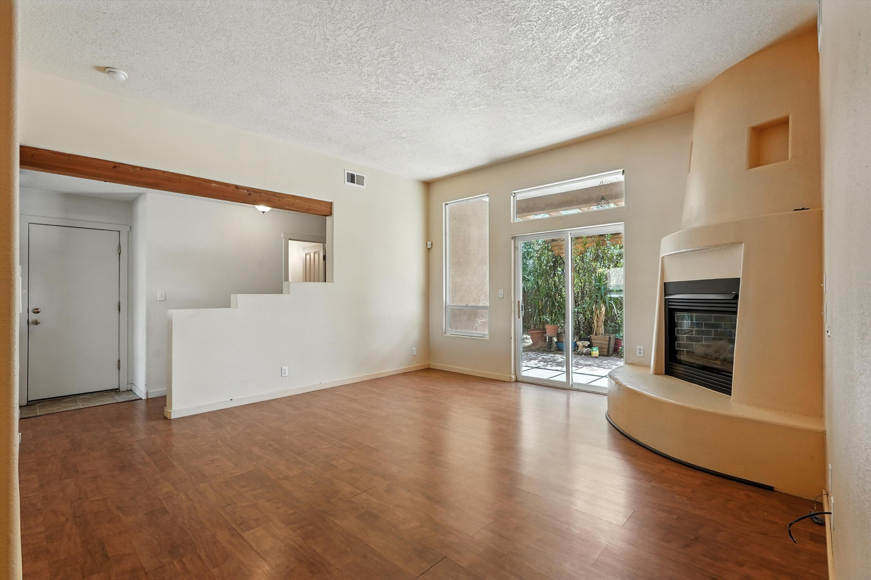 6963 Golden Mesa