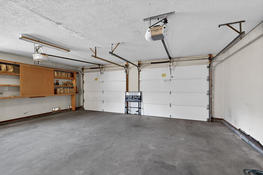 5501 LUNA DEL ORO Court NE