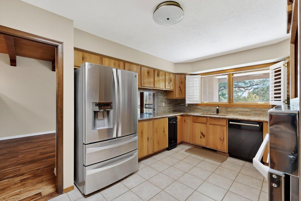 5501 LUNA DEL ORO Court NE