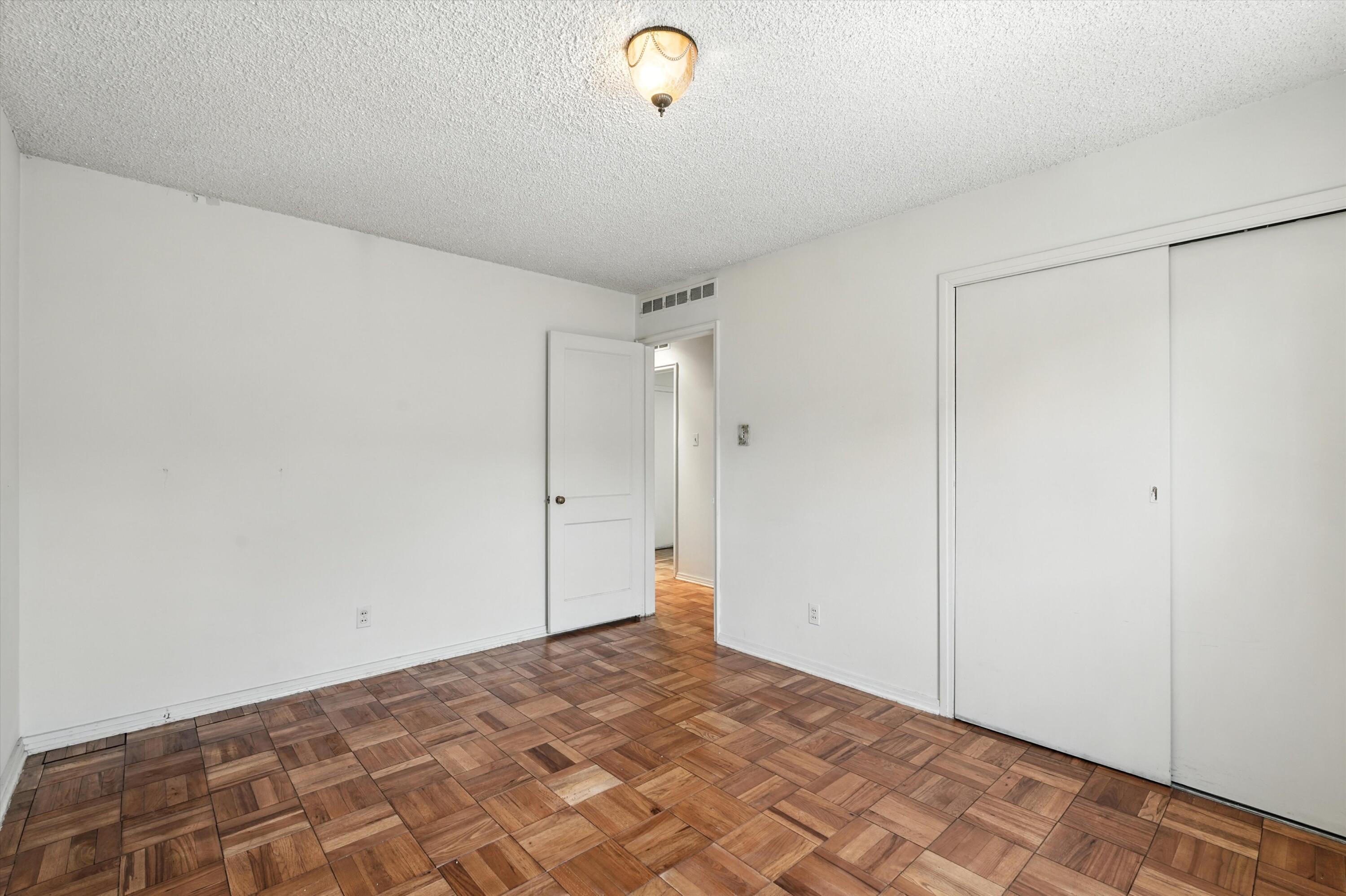 713 LA VETA Drive