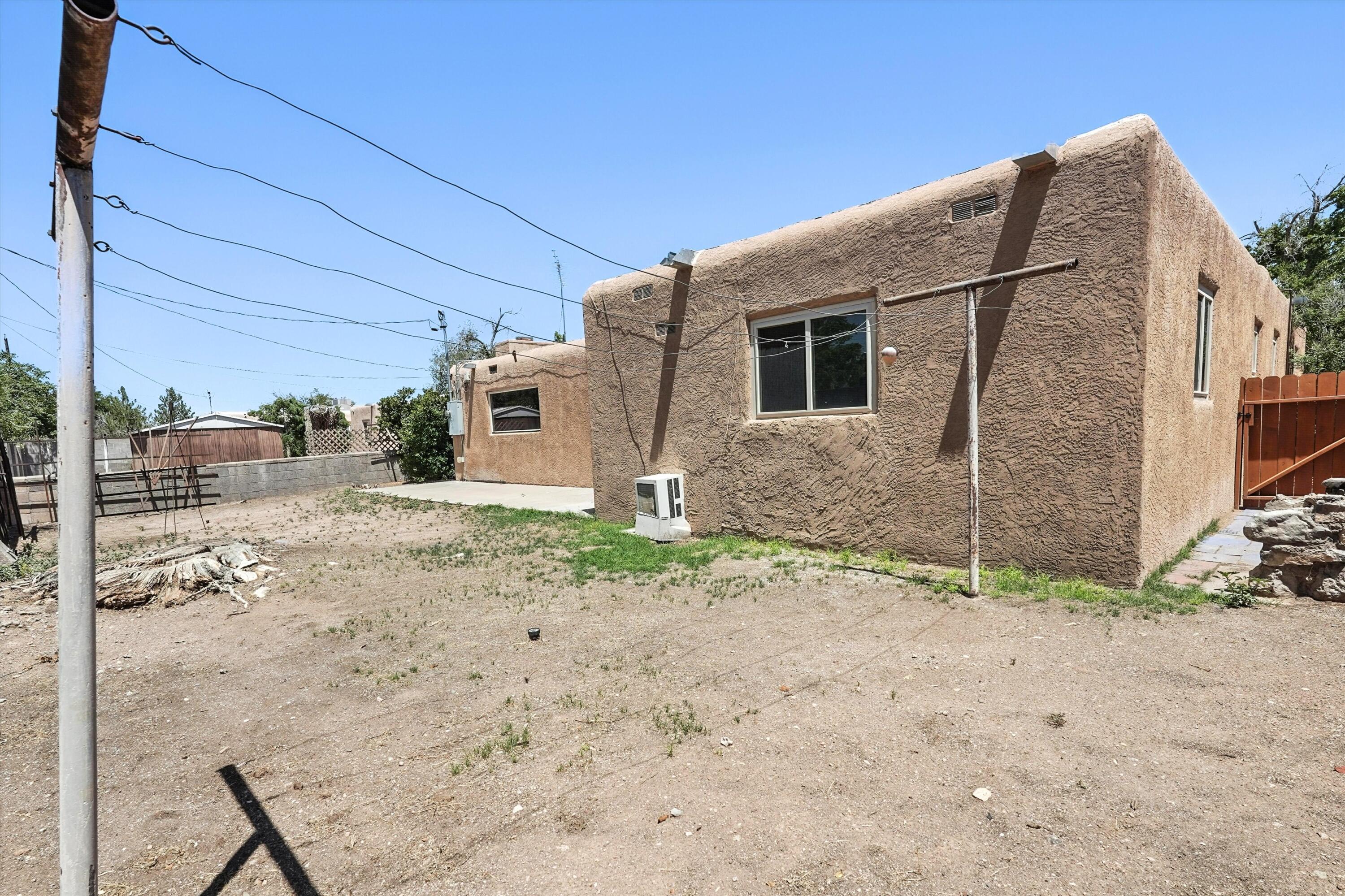 713 LA VETA Drive