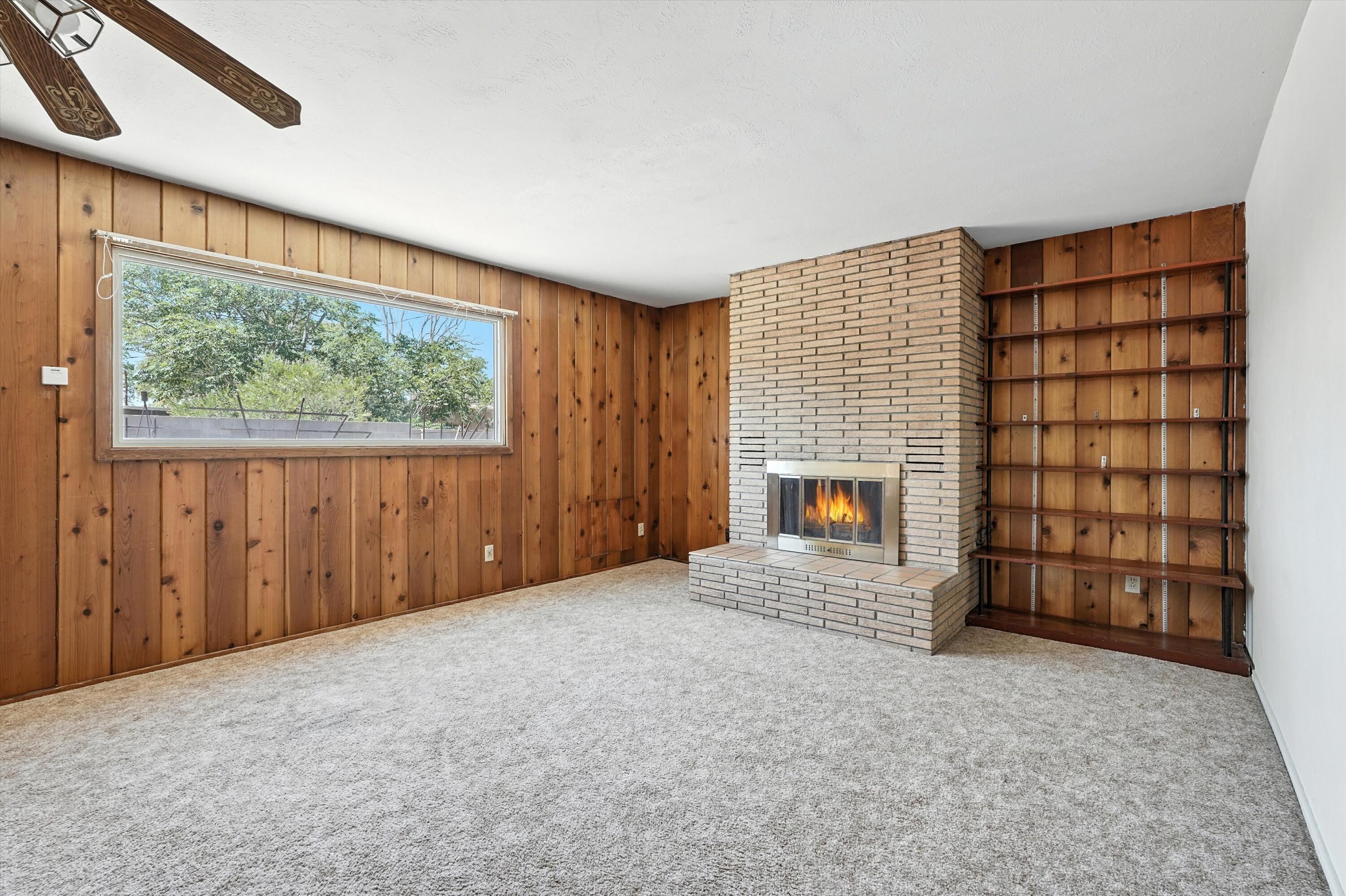 713 LA VETA Drive