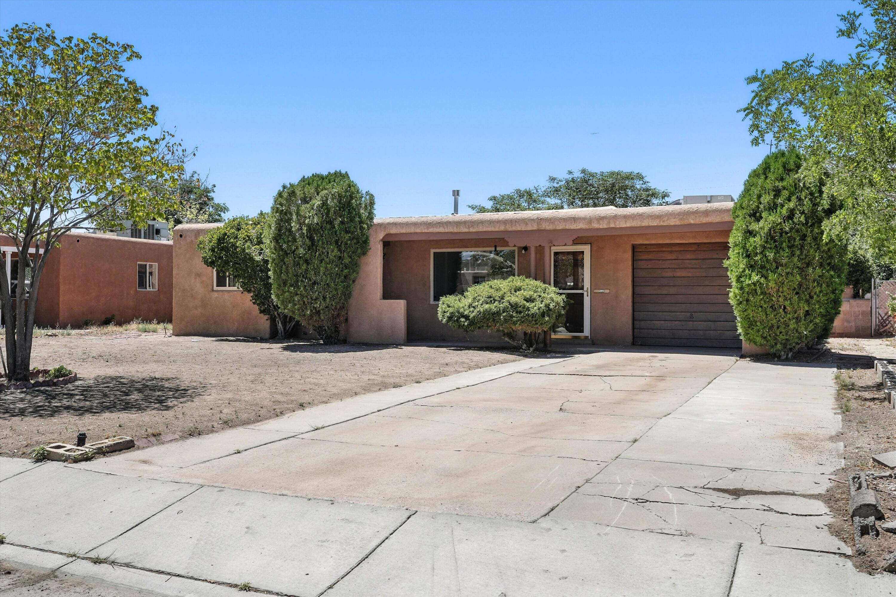 713 LA VETA Drive