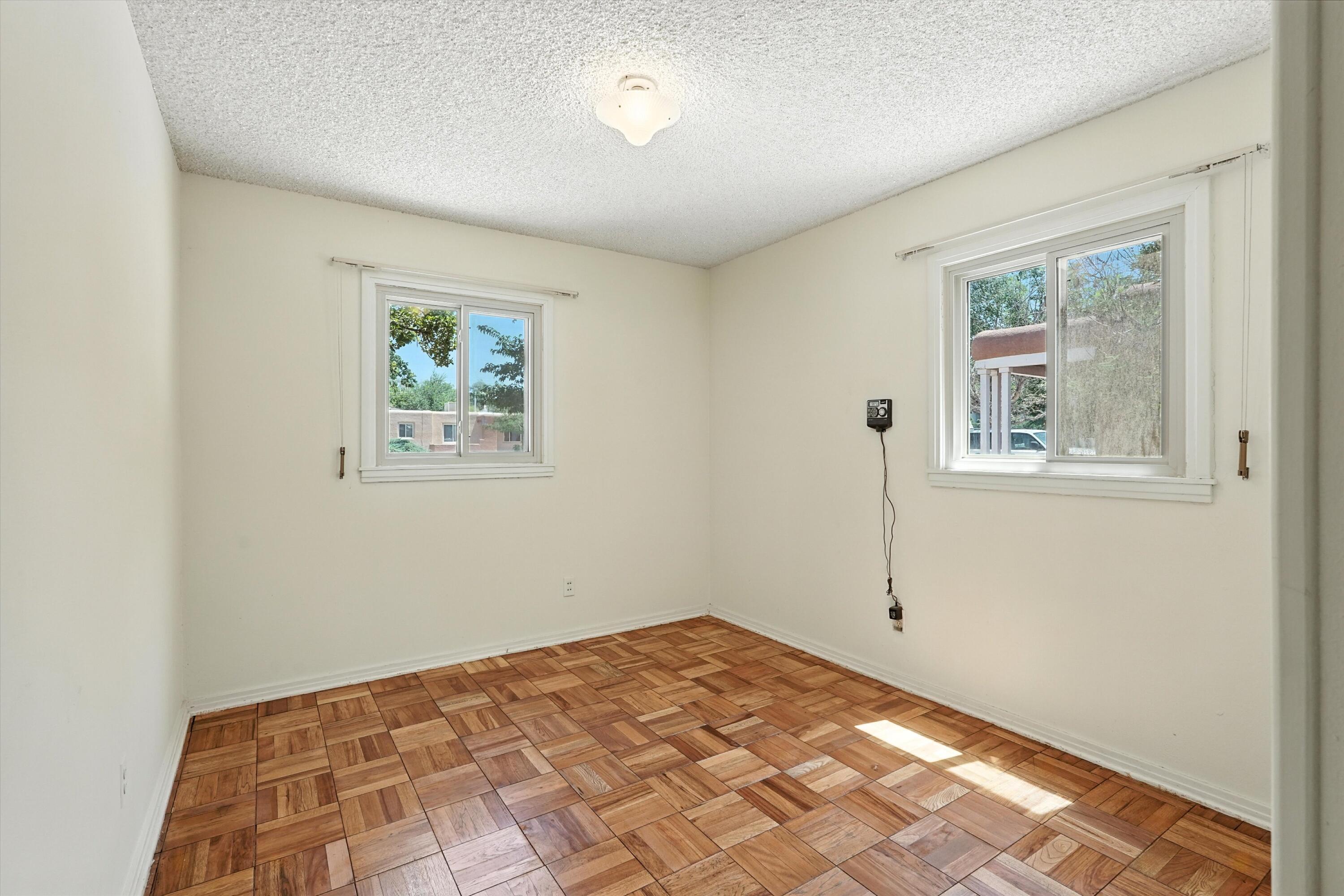 713 LA VETA Drive