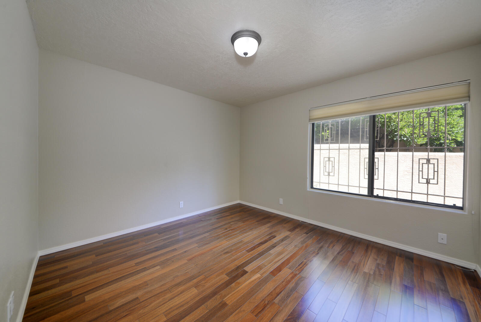 6408 MONTE SERRANO NE