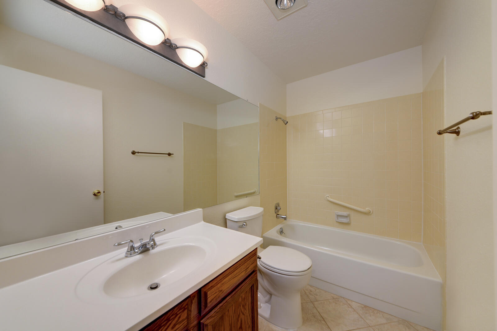 6408 MONTE SERRANO NE