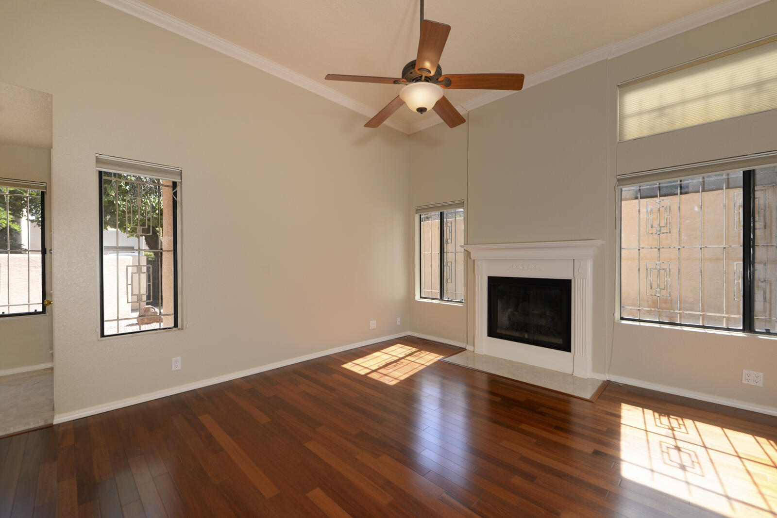 6408 MONTE SERRANO NE