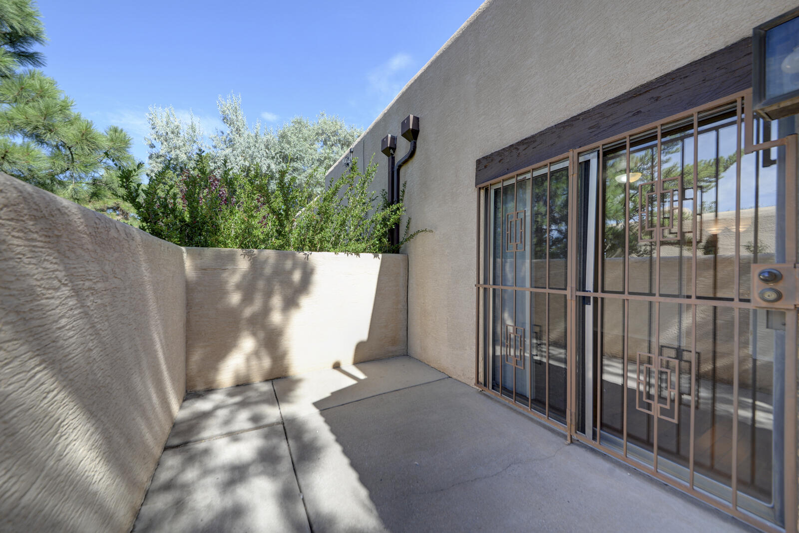 6408 MONTE SERRANO NE