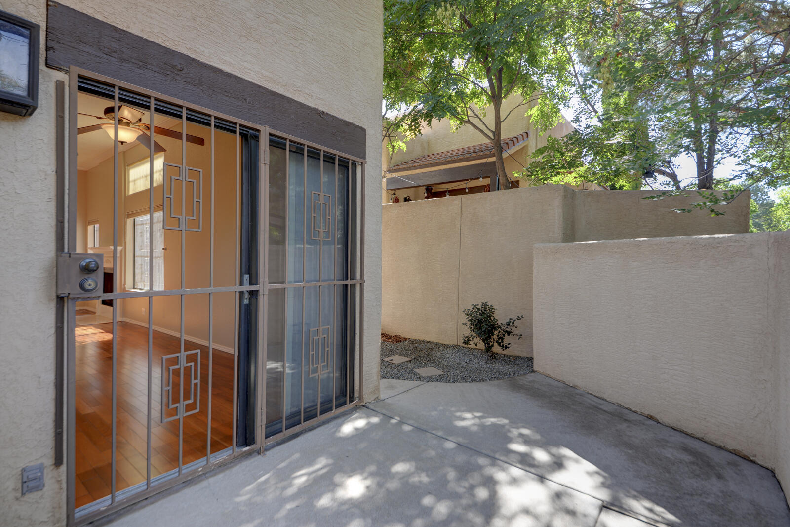 6408 MONTE SERRANO NE