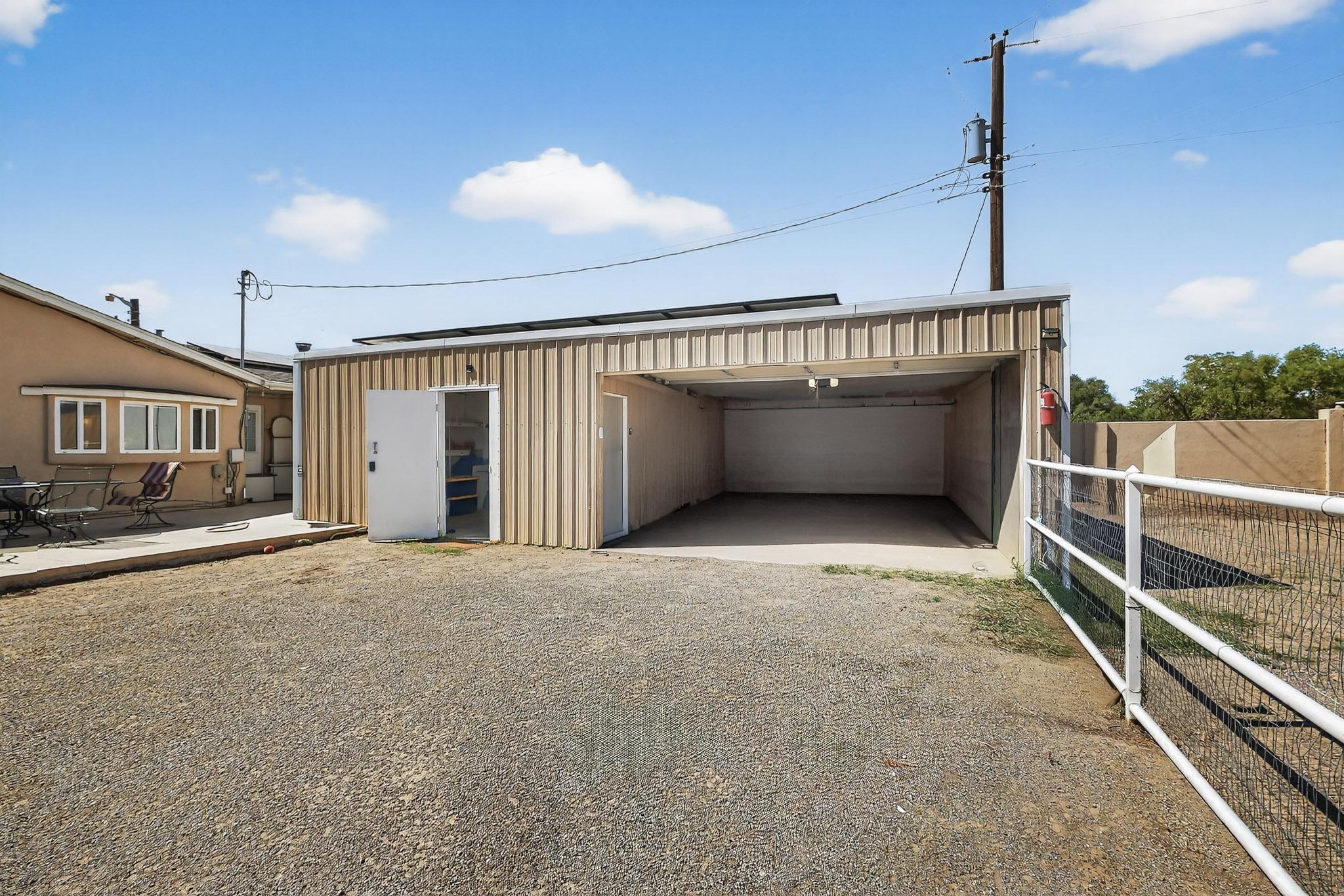 7126 CECILIA Drive SW