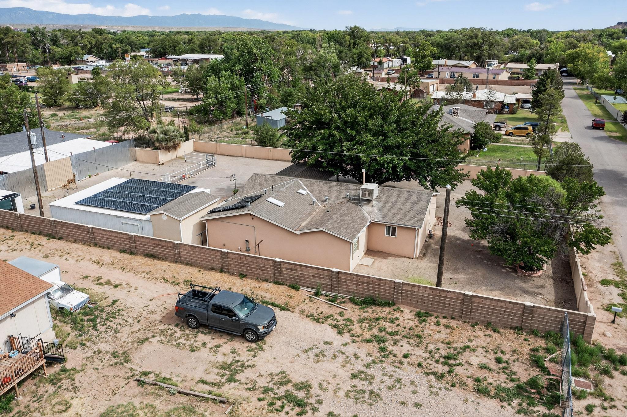 7126 CECILIA Drive SW