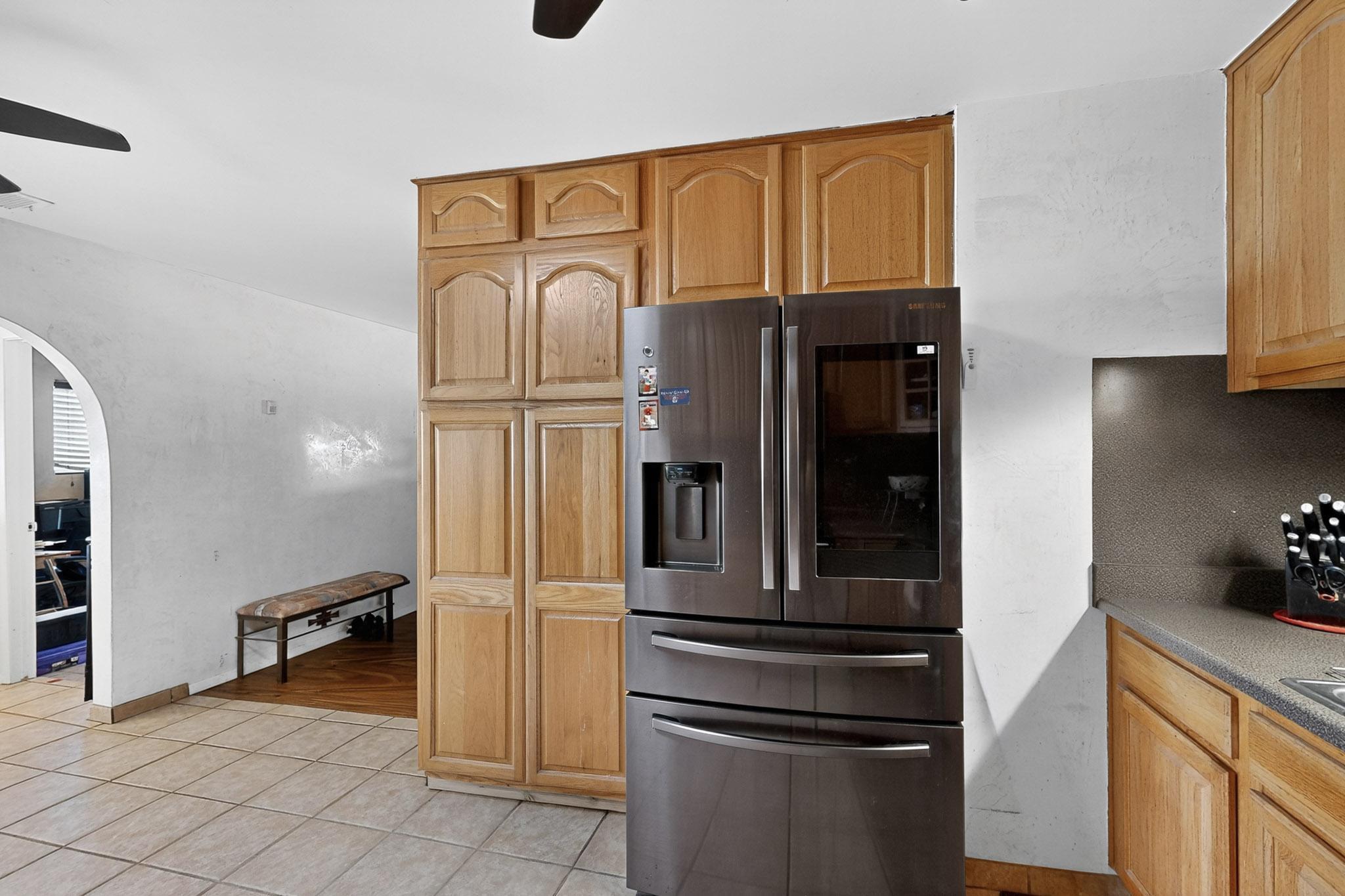 7126 CECILIA Drive SW