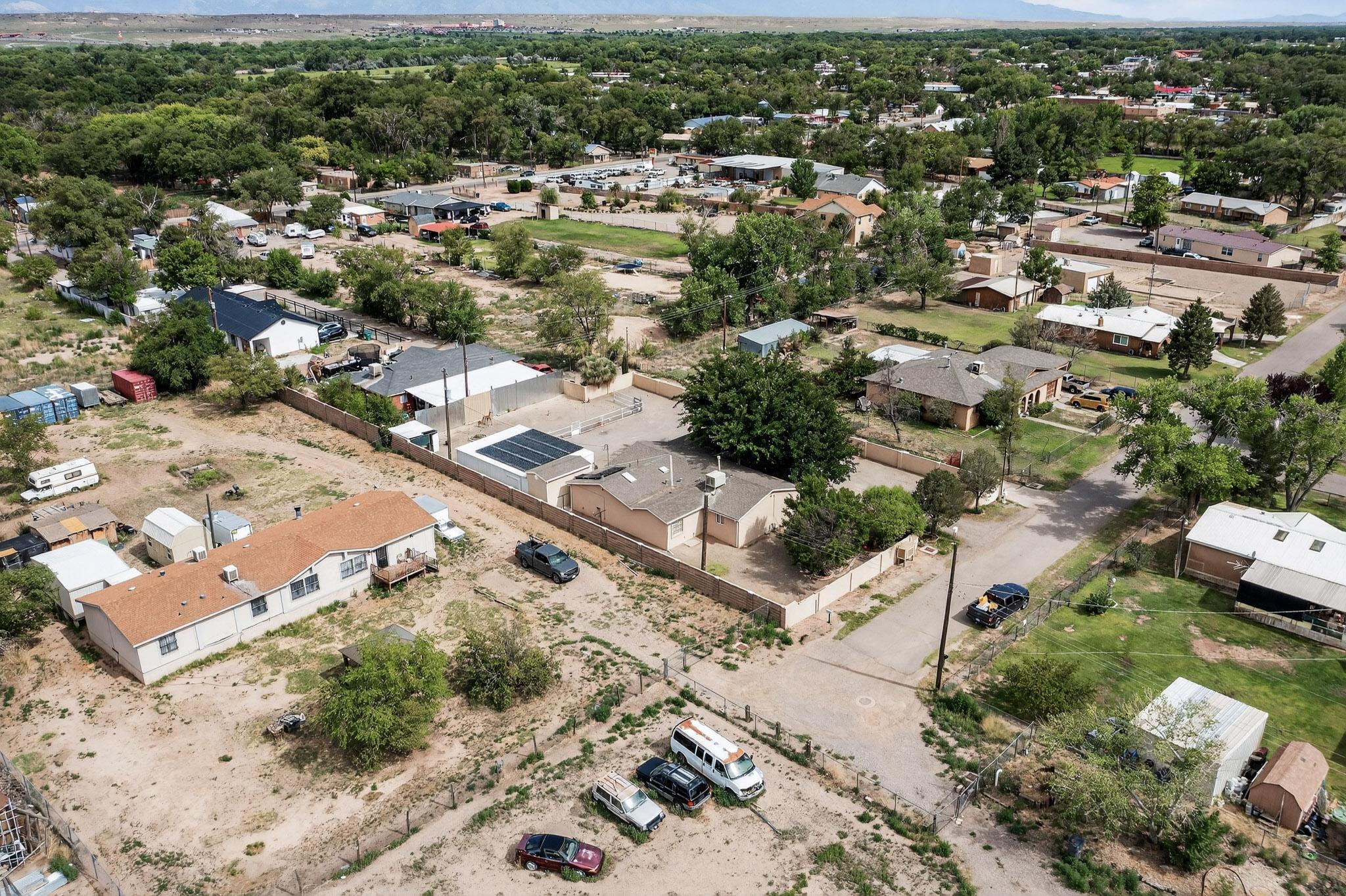 7126 CECILIA Drive SW