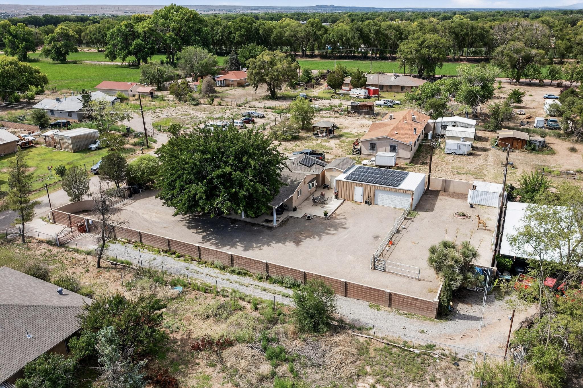 7126 CECILIA Drive SW