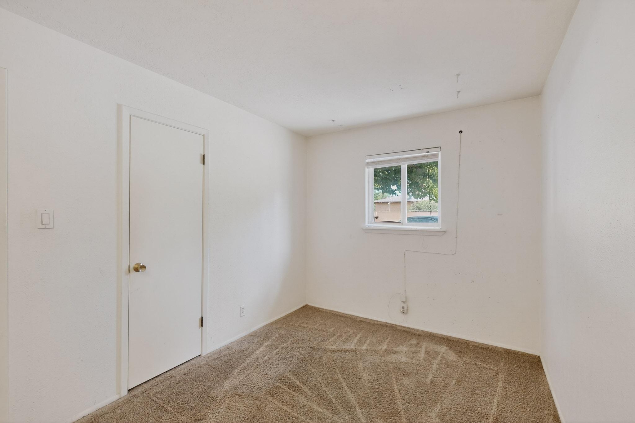 7126 CECILIA Drive SW