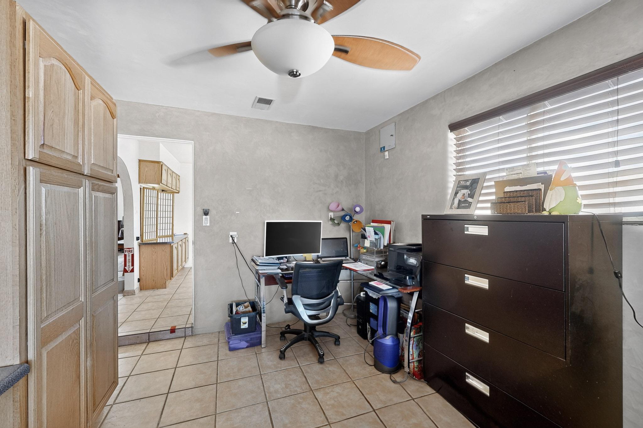 7126 CECILIA Drive SW