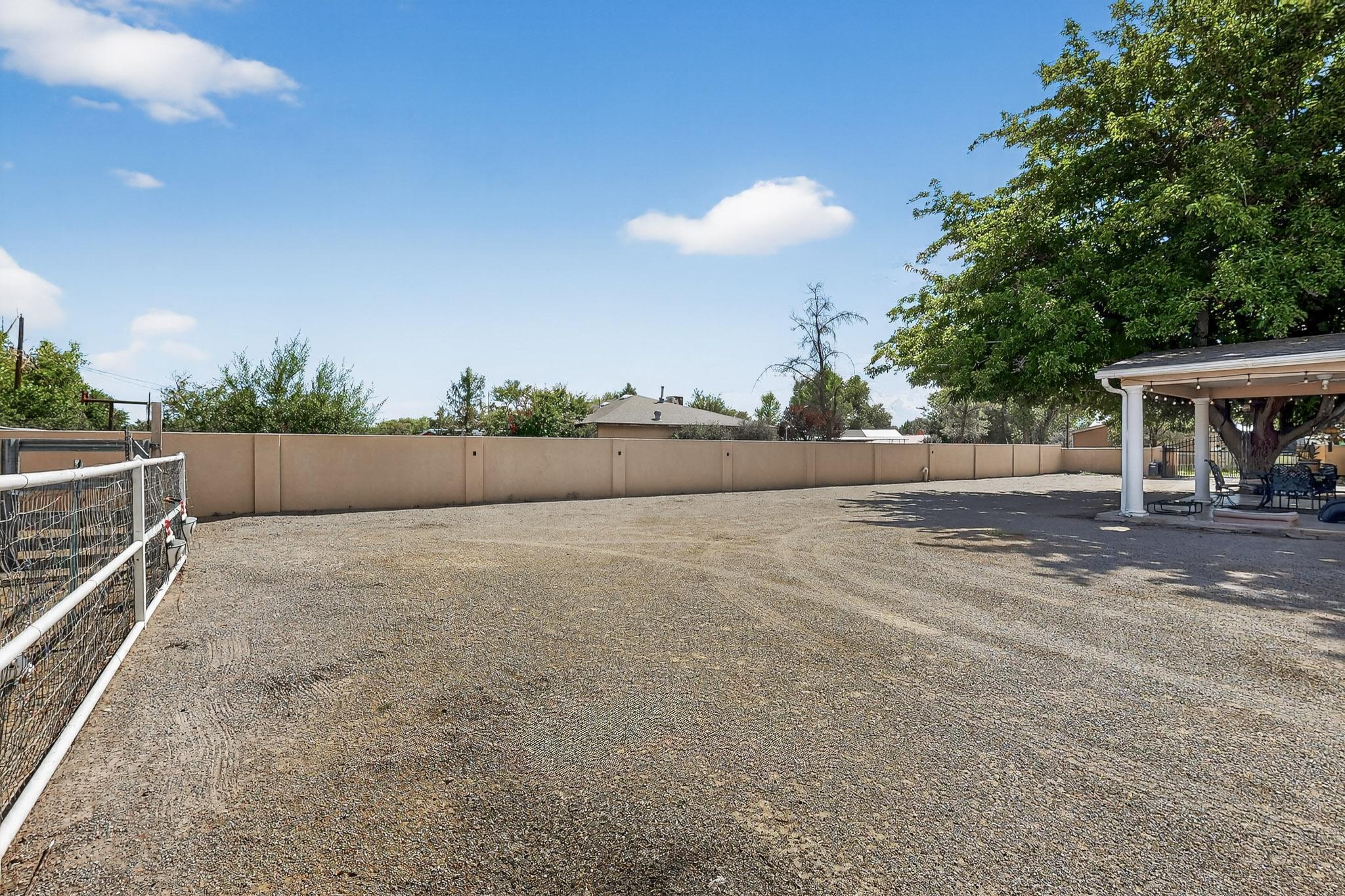 7126 CECILIA Drive SW